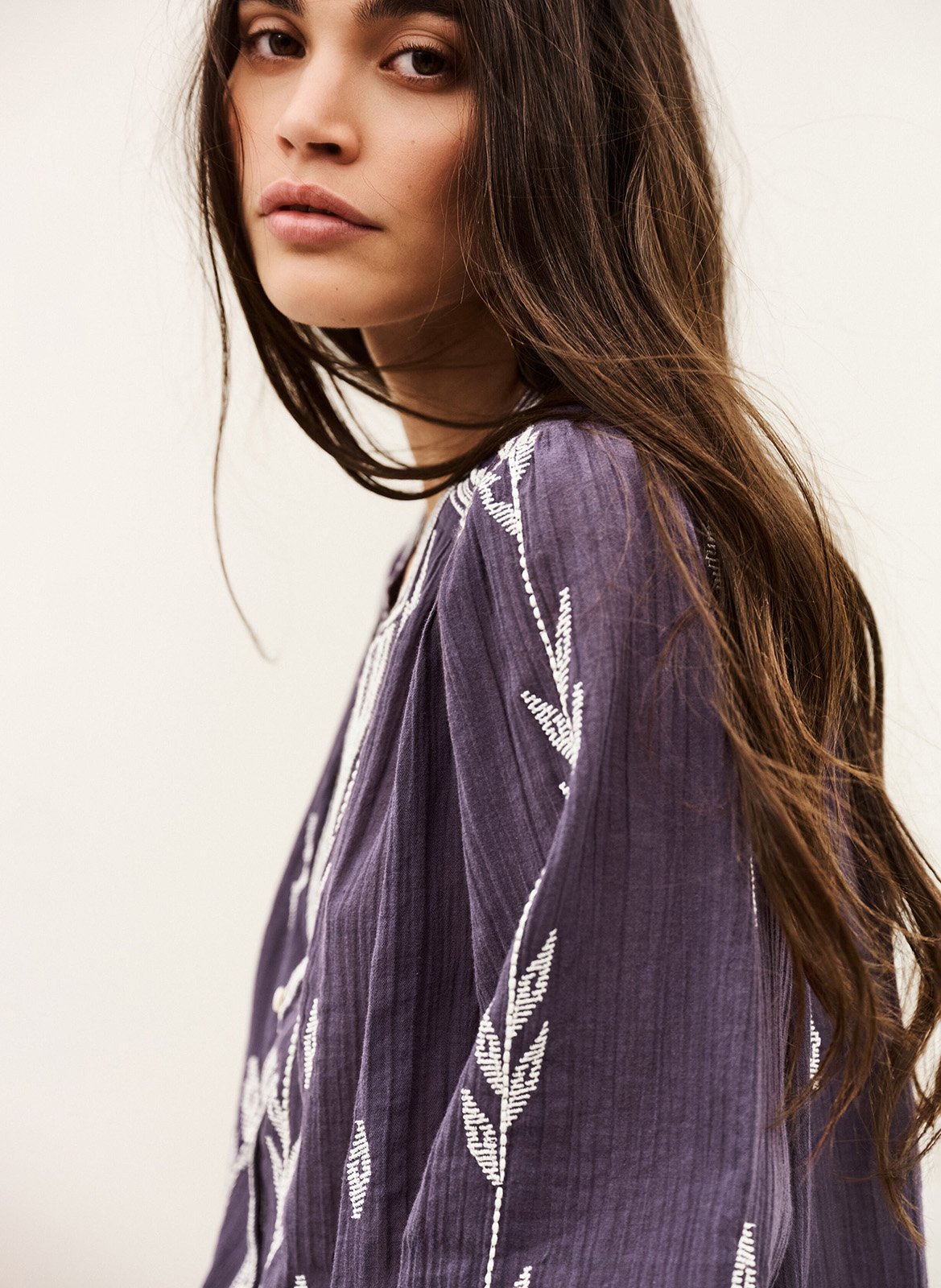 Embroidered Tunisian collar blouse in cotton fedora BA&SH Purple