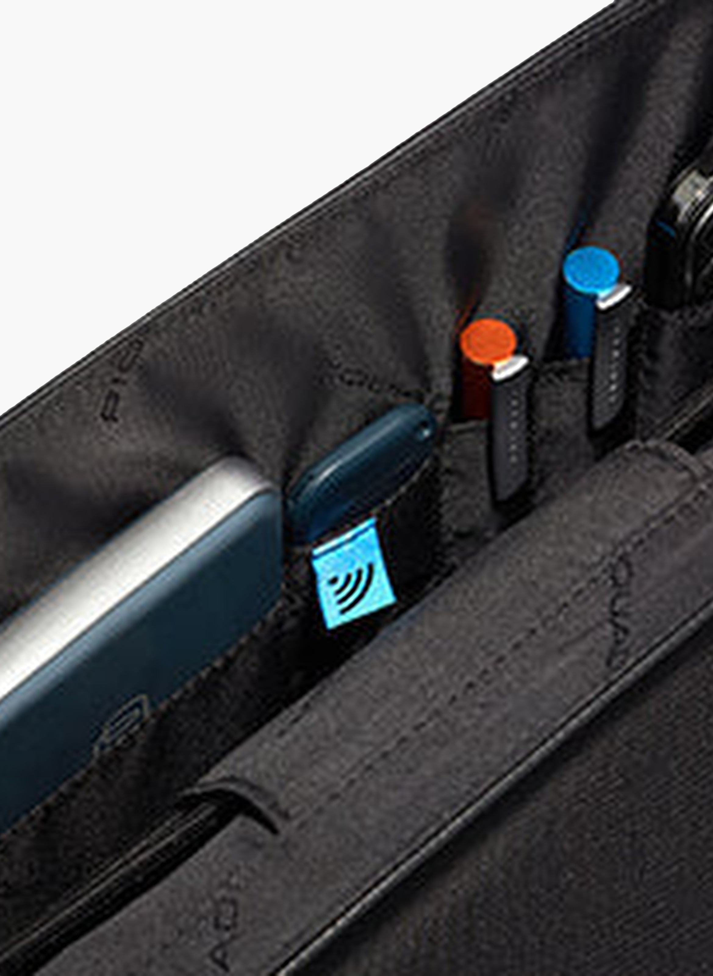 Uitbreidbare tas voor laptop van 15,6 inch PIQUADRO Zwart