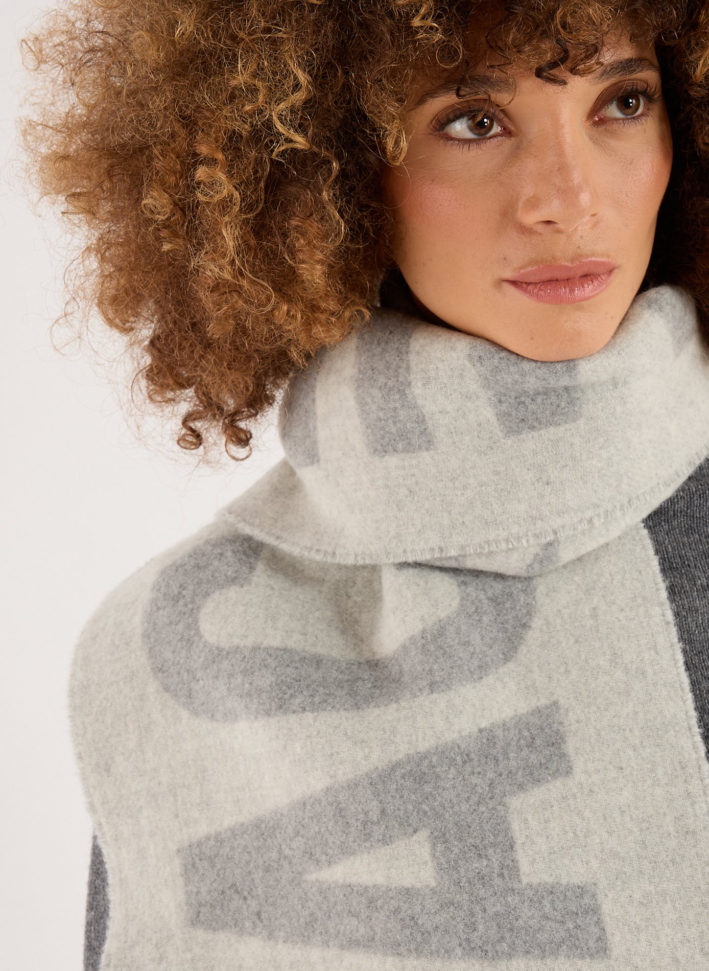 L&#039;écharpe Jacquemus JACQUEMUS Gris