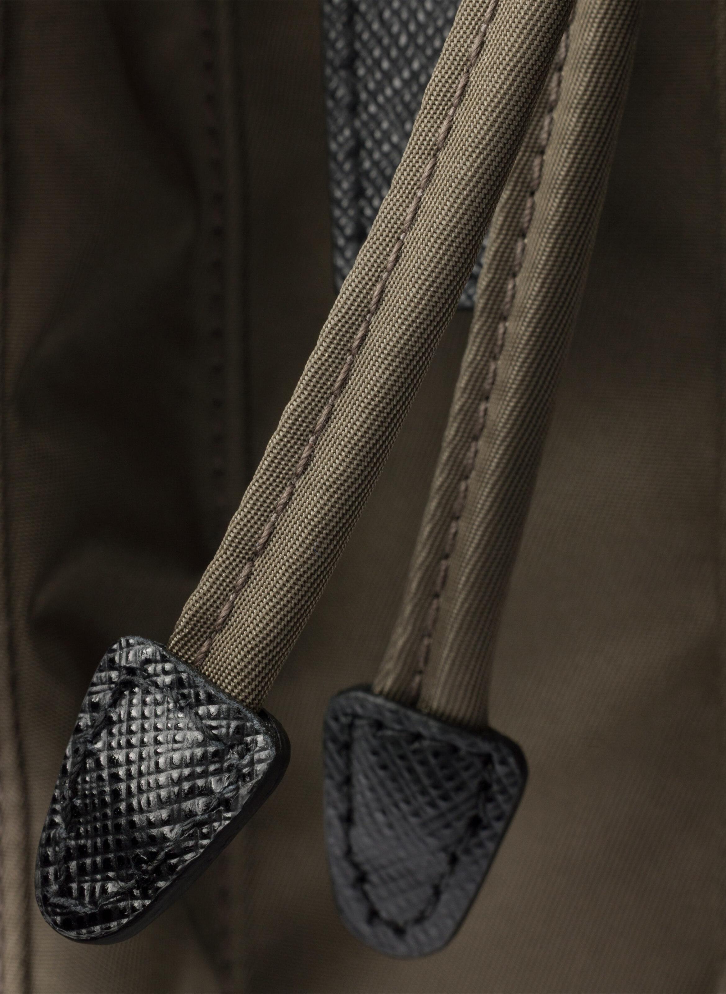 Sac à dos en re-nylon PRADA Gris