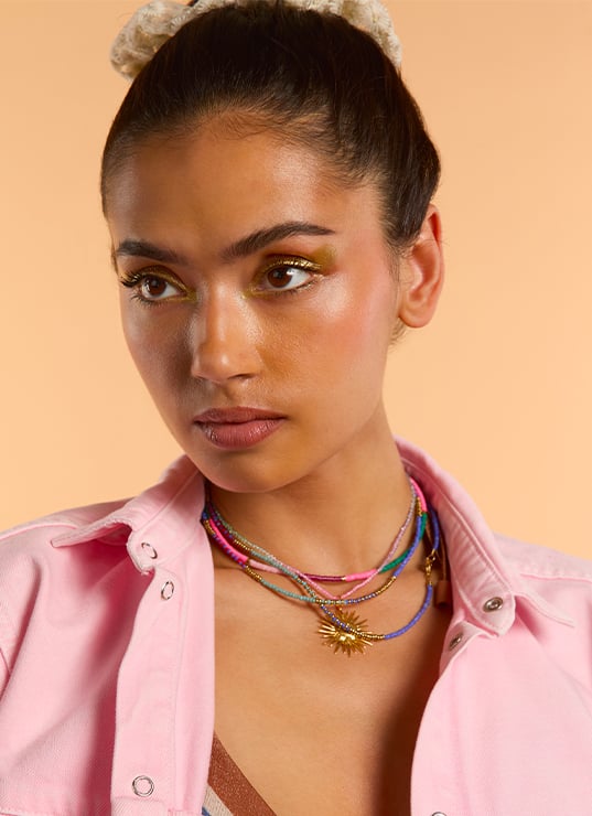 Look festival Coachella rose femme