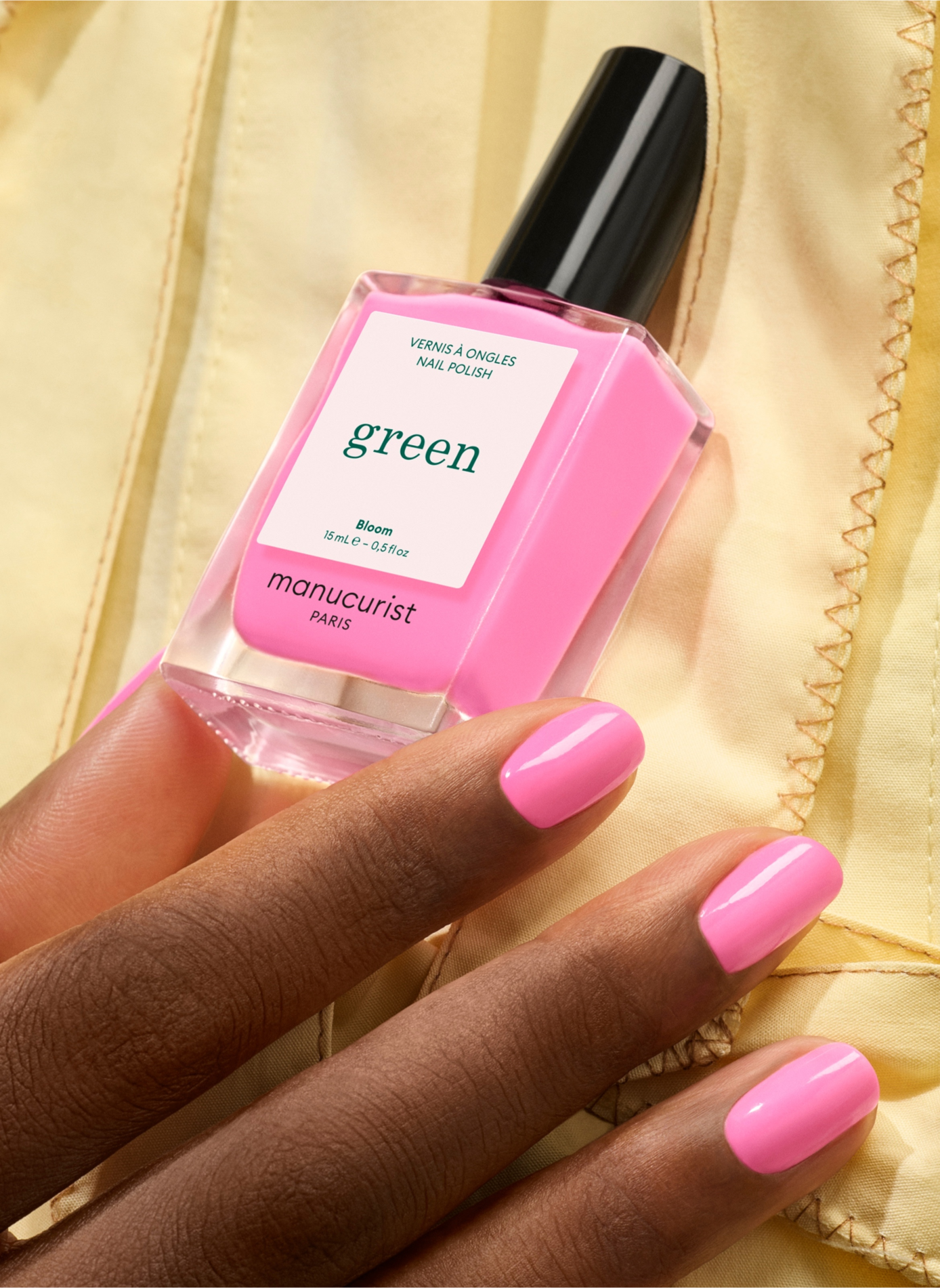 Nagellack Grün - Bloom MANUCURIST Rose néon aux sous-tons bleus