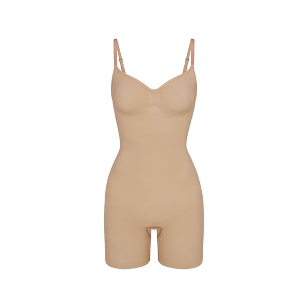 Body shorty uni à bretelles réglables Body shorty uni à bretelles réglables