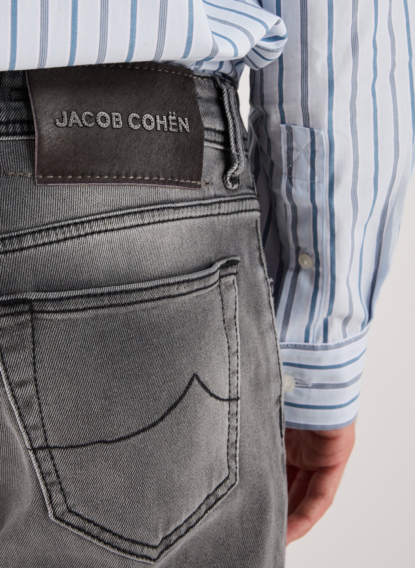 Cotton-blend slim-fit jeans JACOB COHEN Black