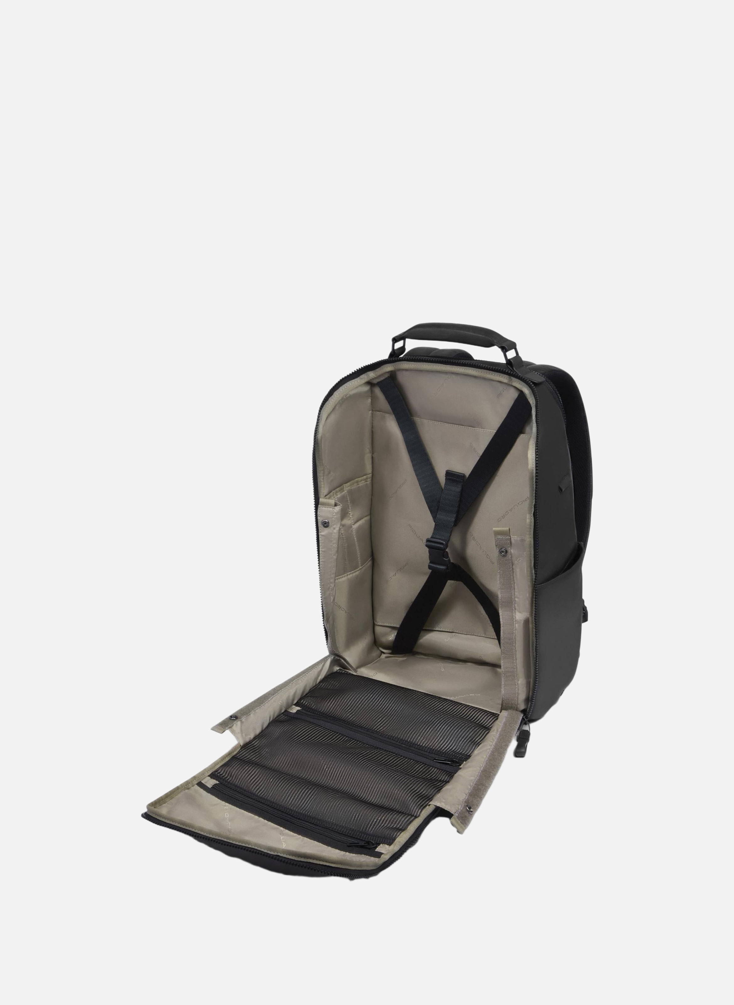 Rugzak voor 15,6" laptopreizen PIQUADRO Zwart