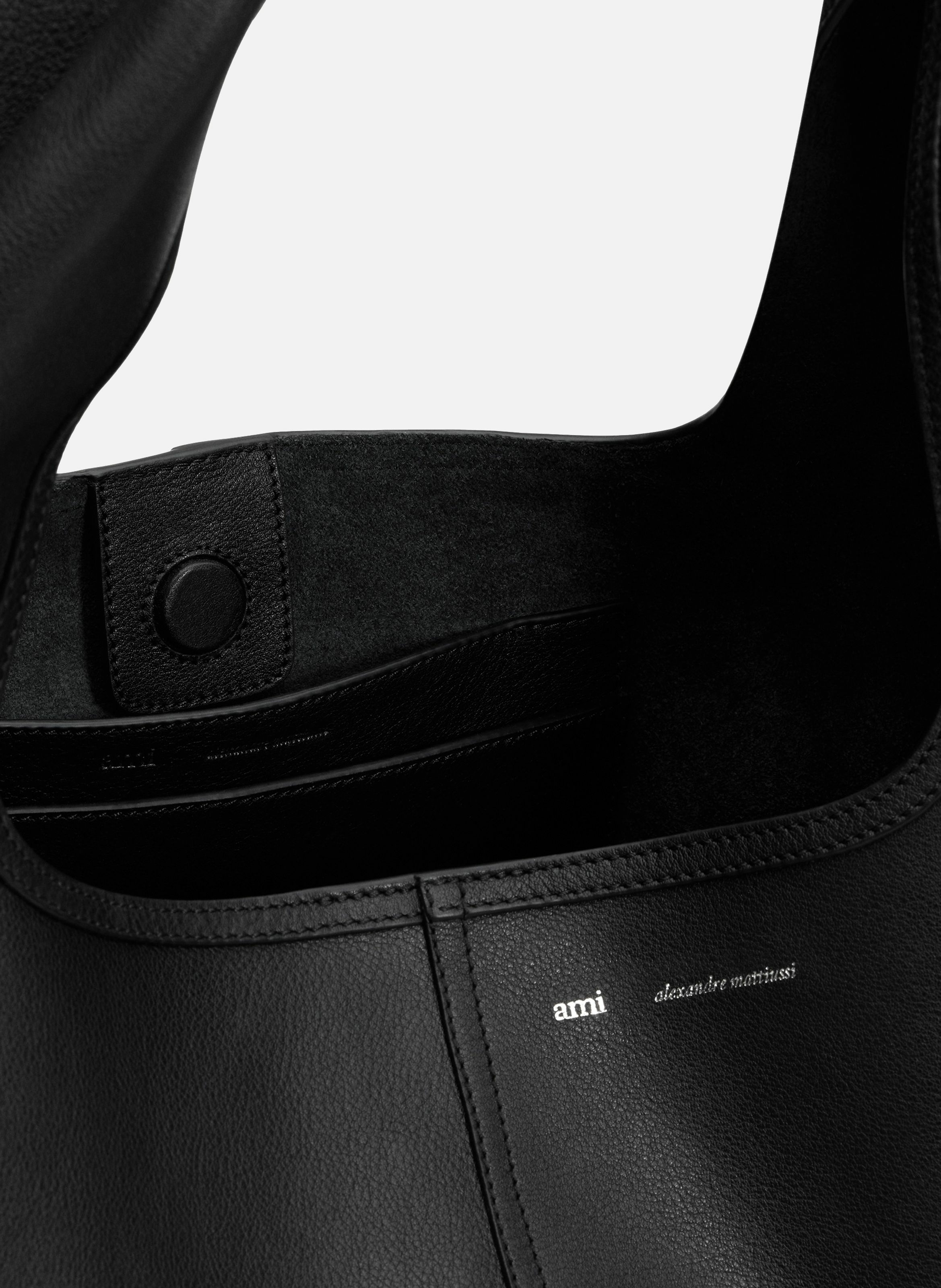 Sac porté epaule etienne en cuir souple unisexe AMI PARIS Noir