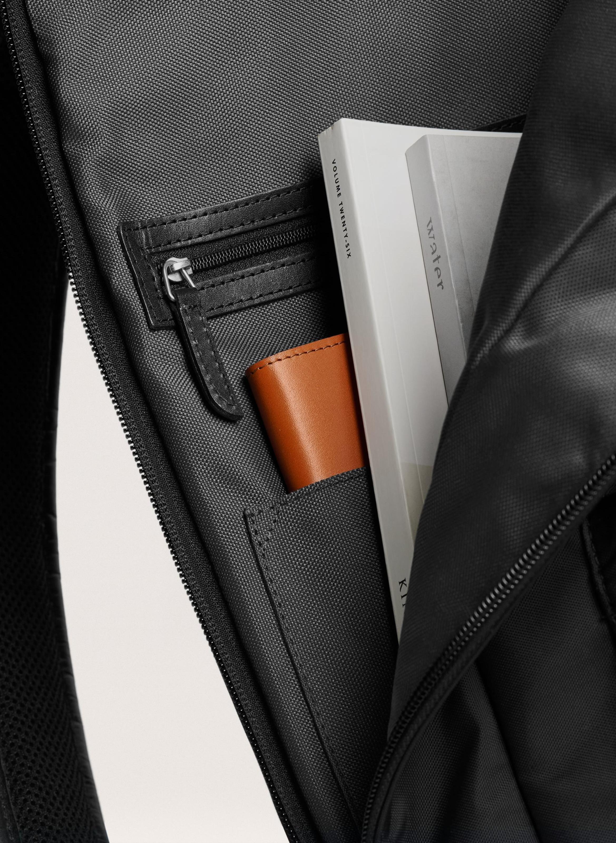 Sac à dos 'City-hopper' en nylon CARL FRIEDRIK Noir