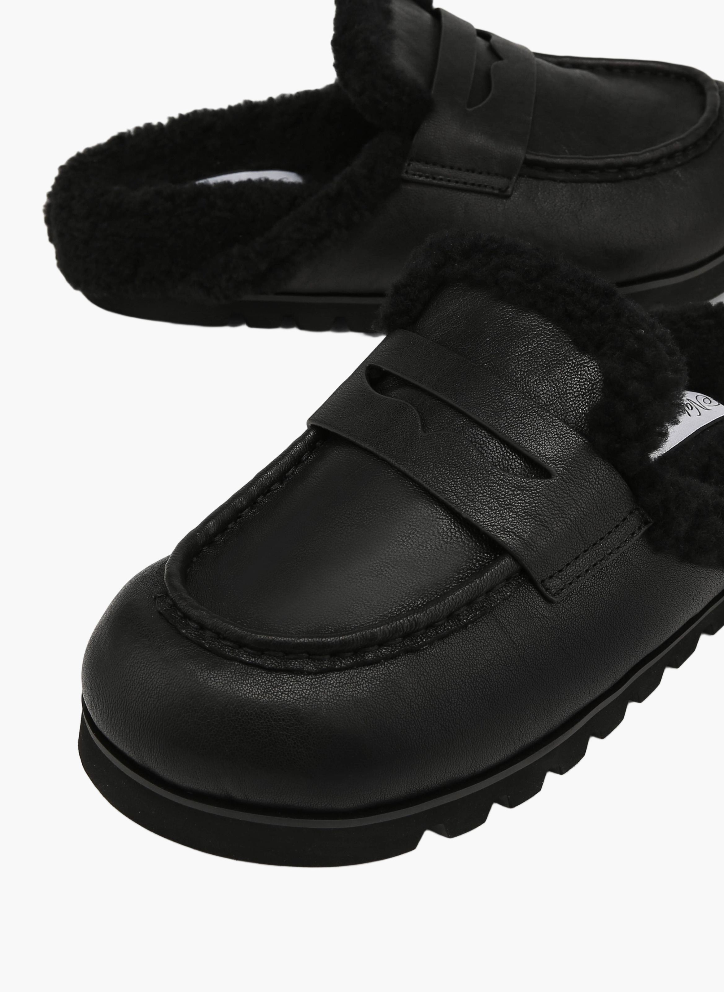 Mules cord fur en cuir NAKED WOLFE Noir