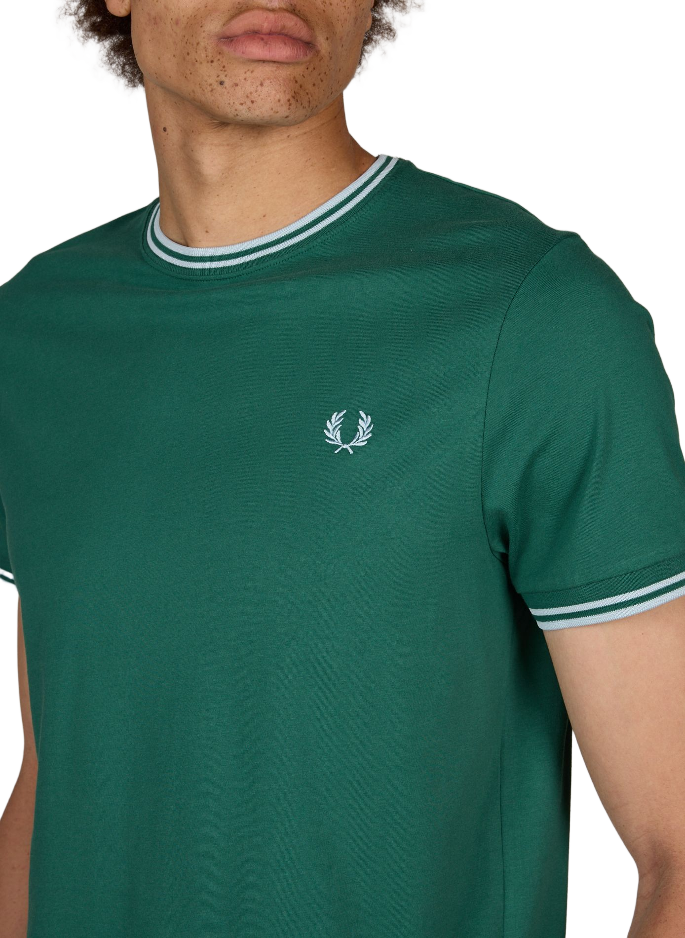 Effen T-shirt met ronde hals van katoen. FRED PERRY Groen