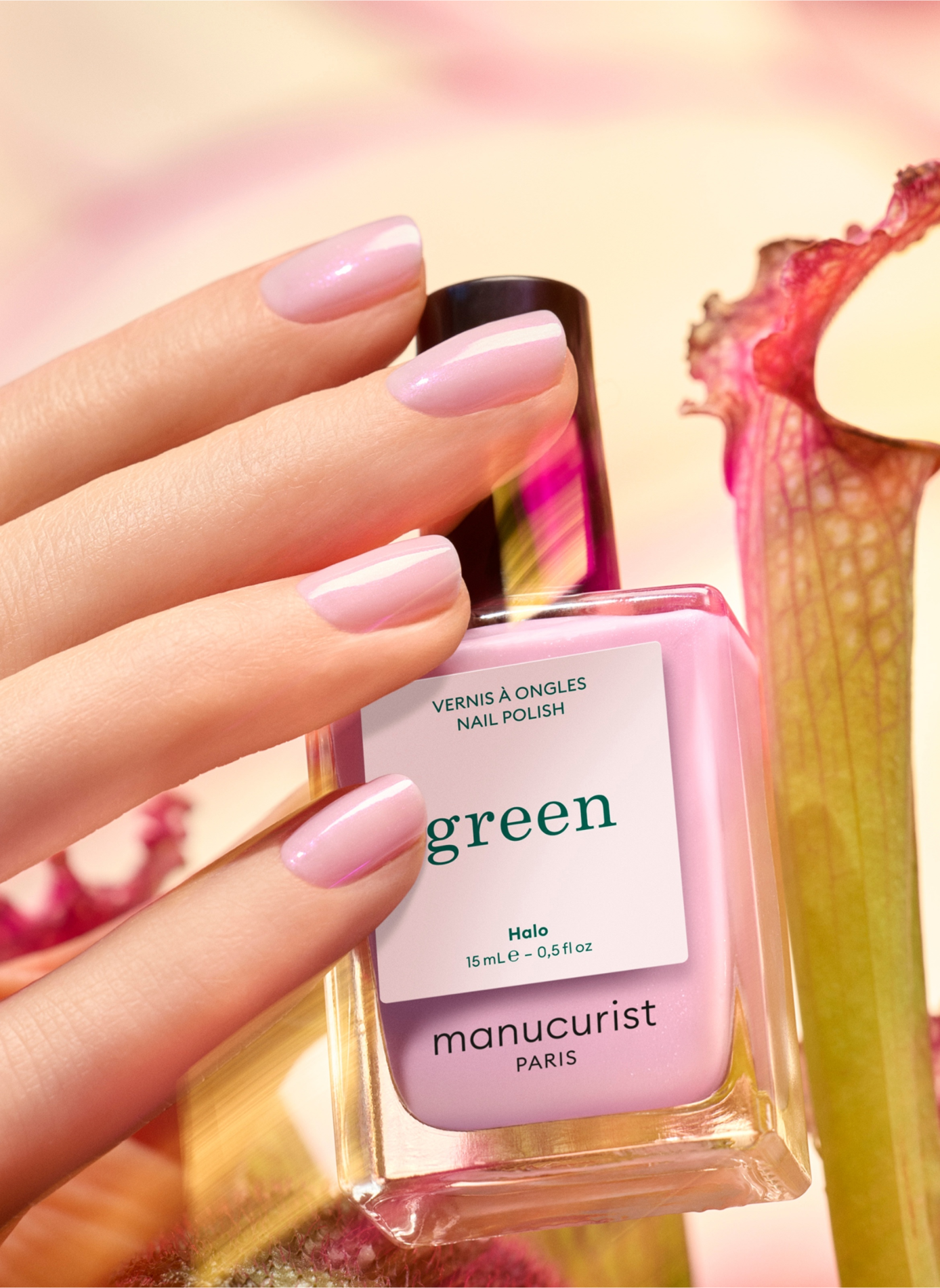 Nagellack Grün - Halo MANUCURIST Mauve laiteux glazed