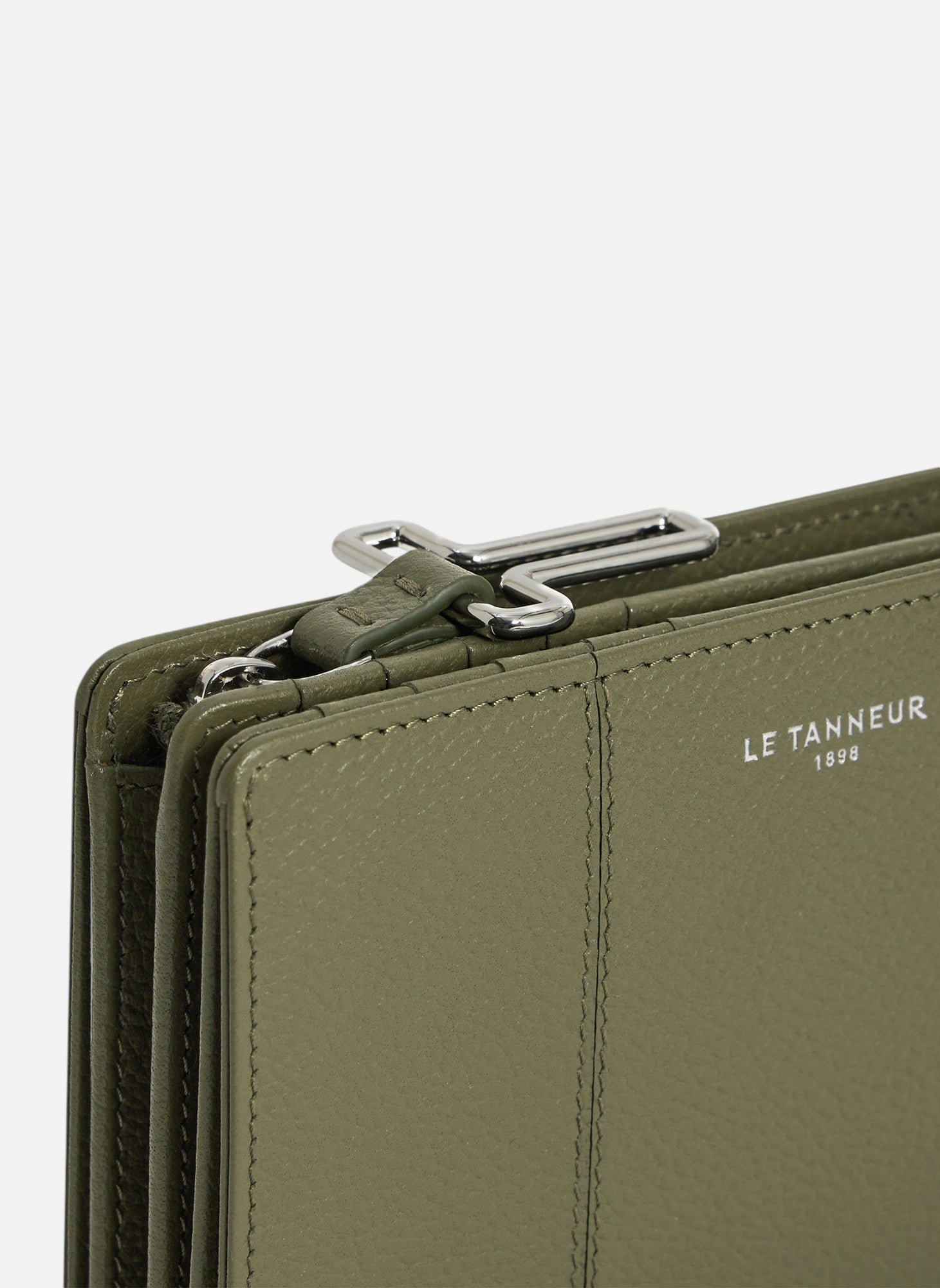Portefeuille moyen modèle juliette en cuir grainé LE TANNEUR Vert