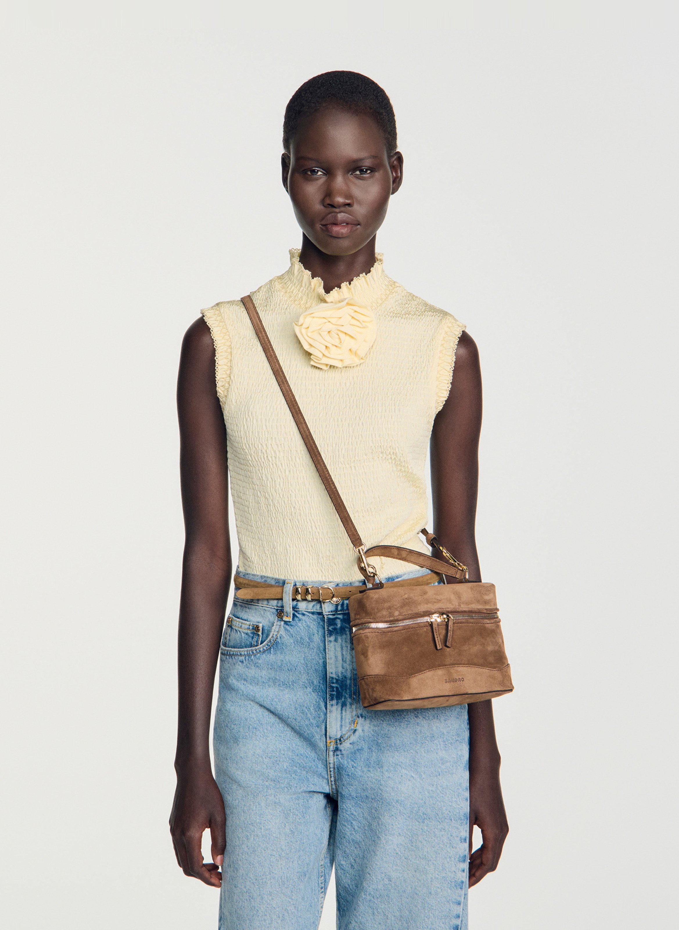 Sac bandoulière en cuir velours SANDRO Marron