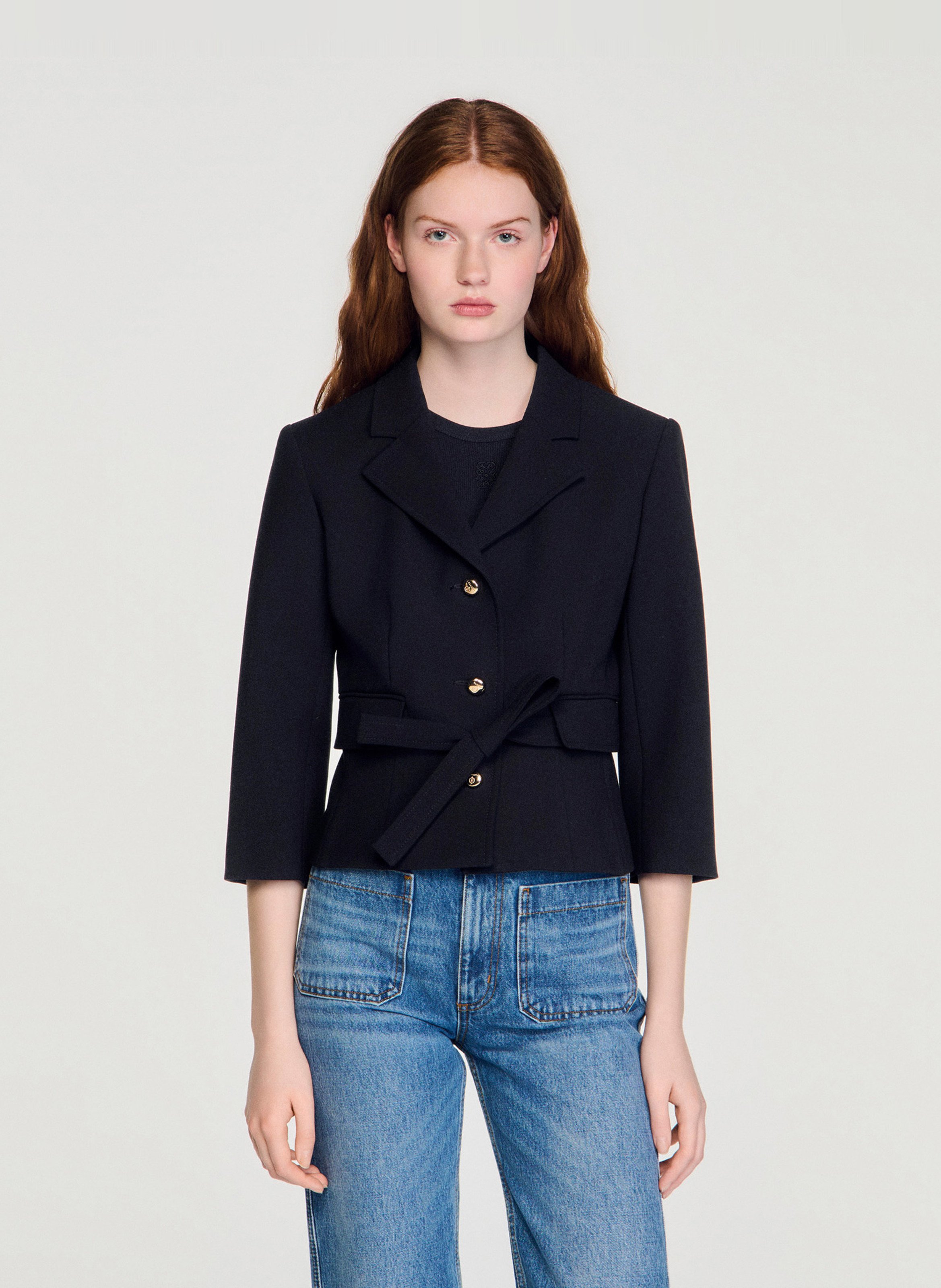 Veste cintrée courte col tailleur SANDRO Noir