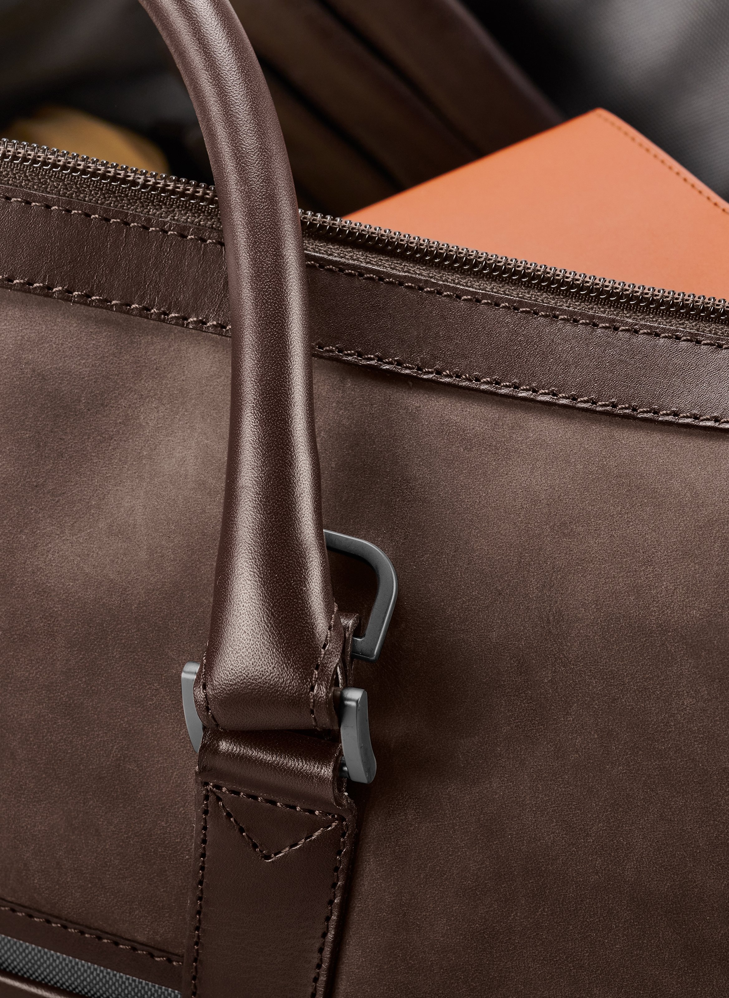 Sac de week-end 'compact weekender' en cuir nubuck CARL FRIEDRIK Marron