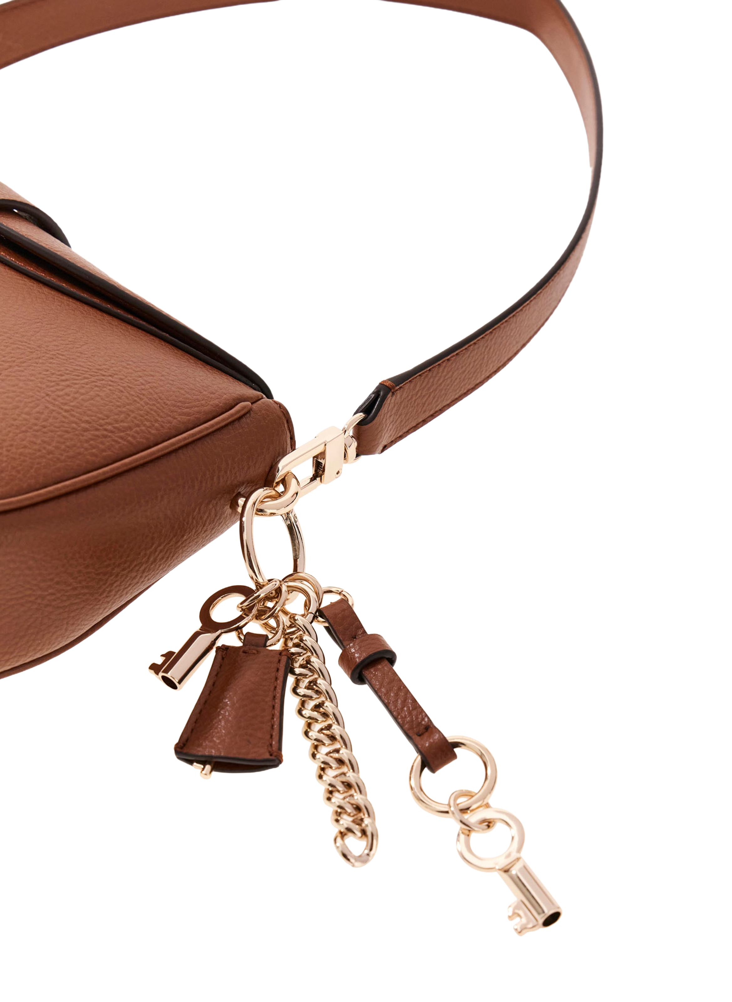 Sac à bandoulière avec charms effet cuir GUESS Marron