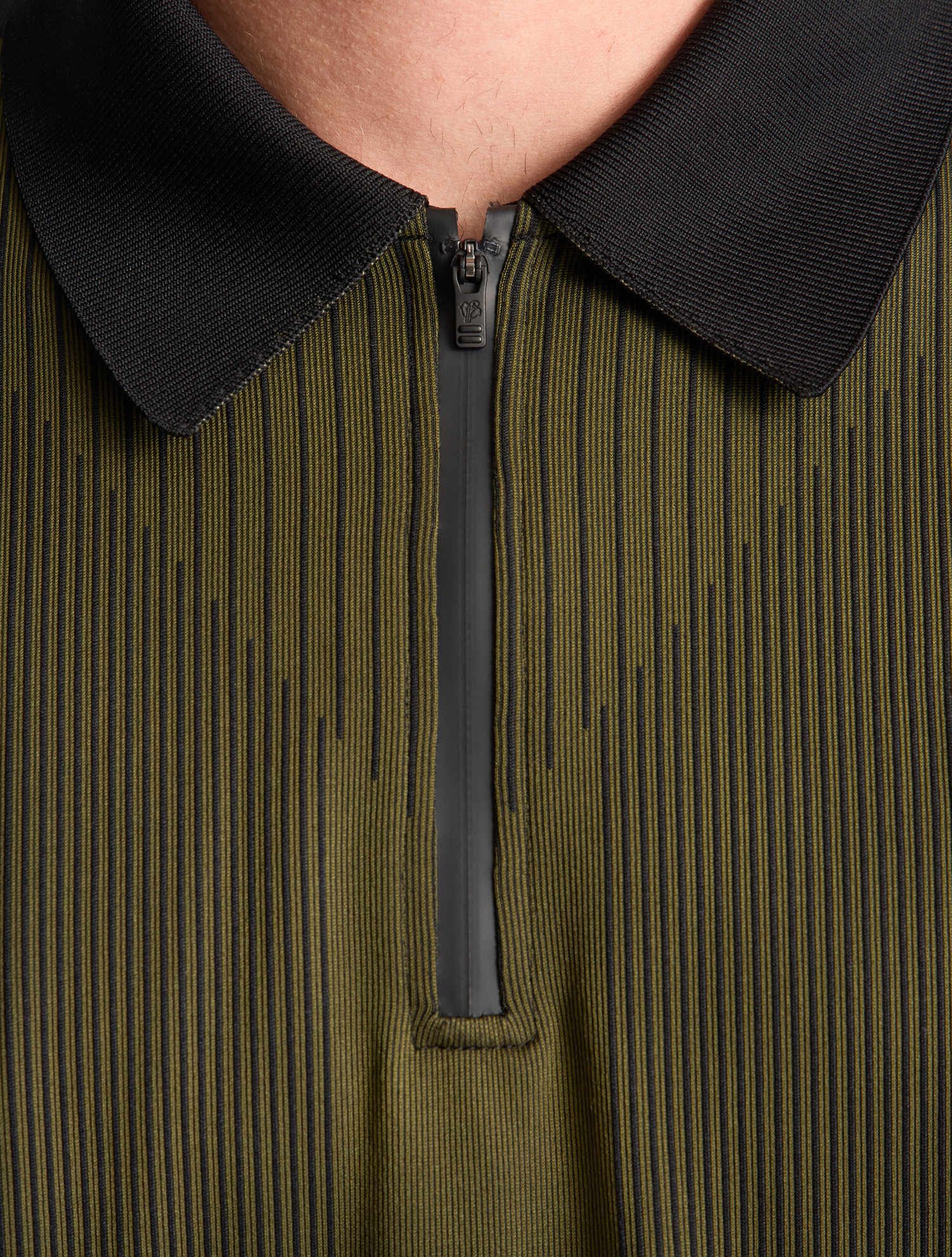 Polo manches courtes livo col polo coupe ajustée FUSALP Kaki