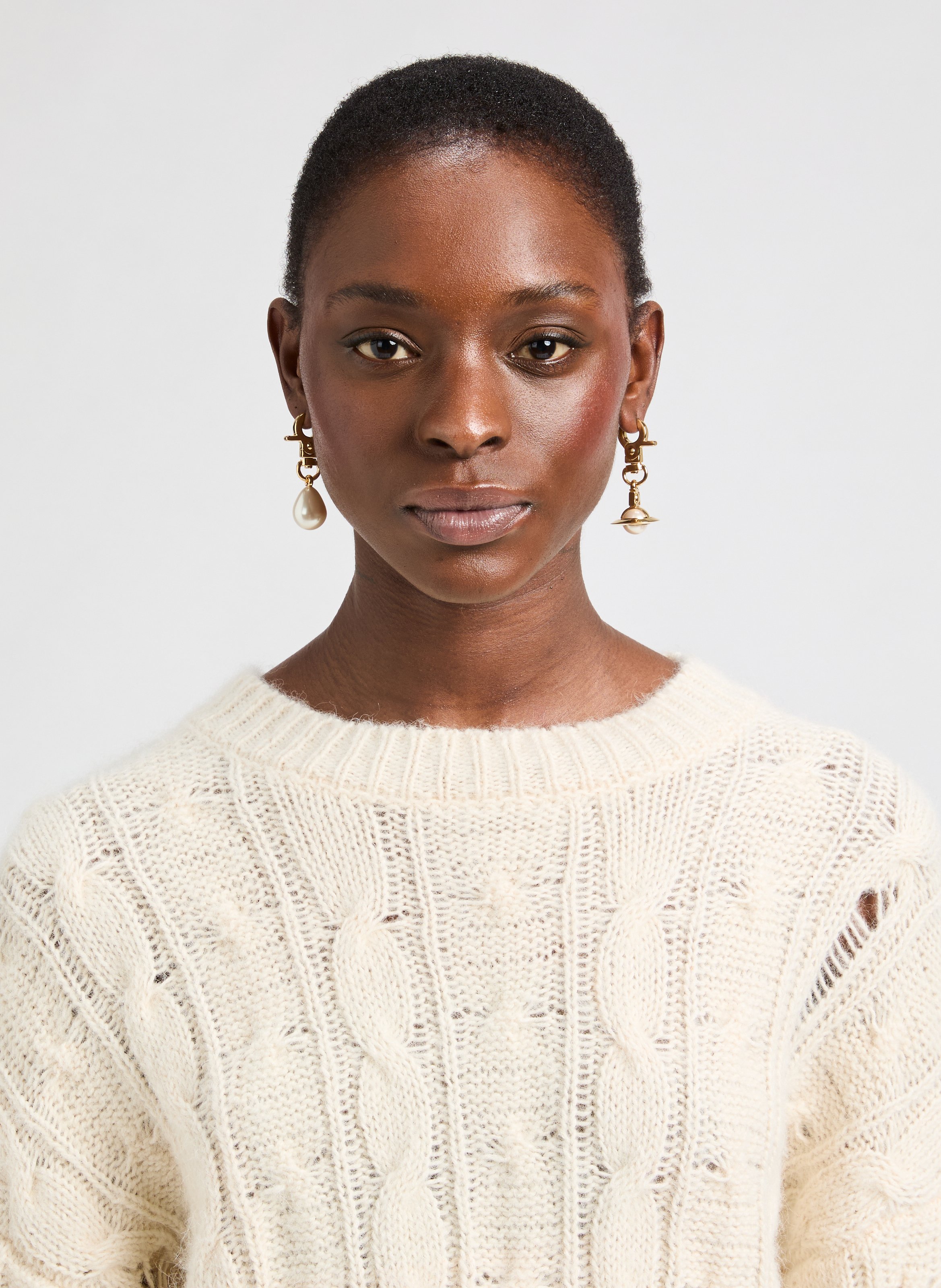 Boucles d'oreille dépareillées Claude VIVIENNE WESTWOOD Doré