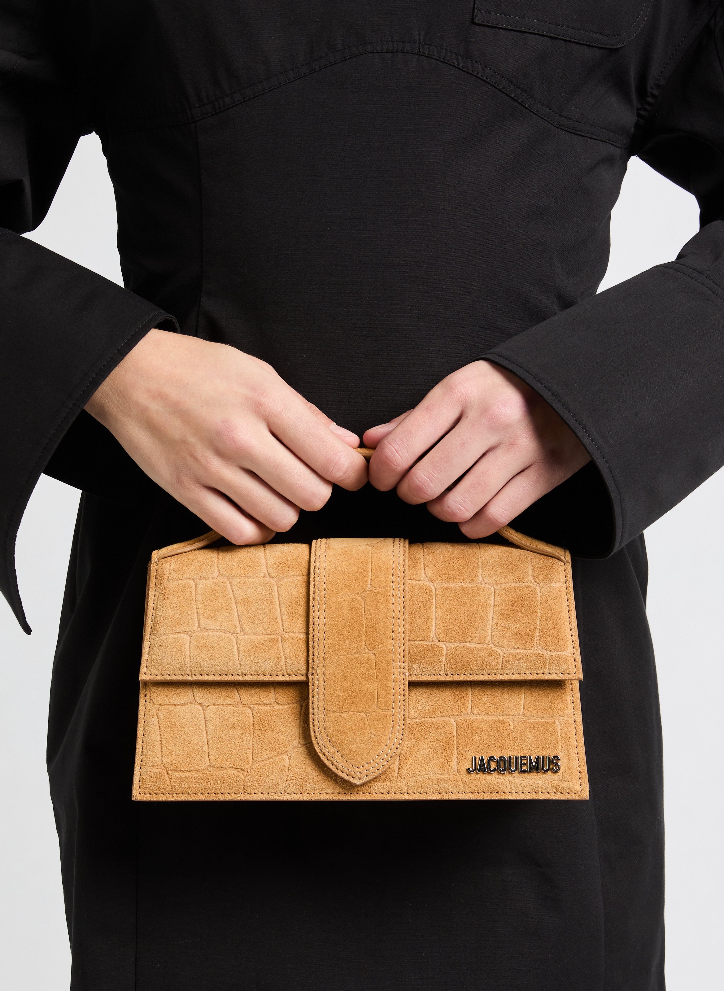 Le Grand Bambino en croûte de cuir embossée croco JACQUEMUS Marron