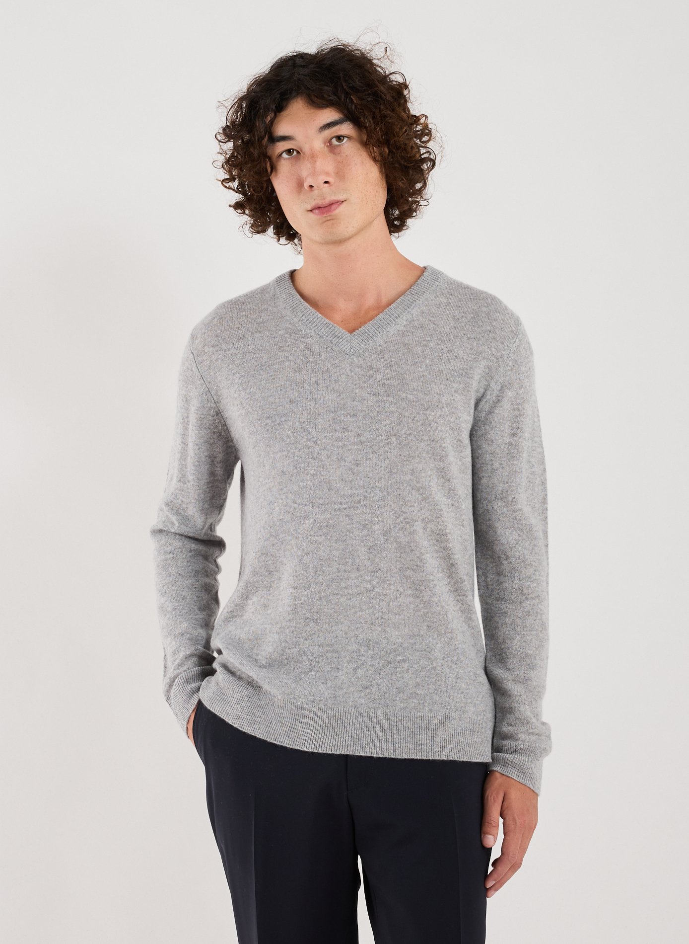 AU PRINTEMPS PARIS  Cashmere V-neck jumper Grey