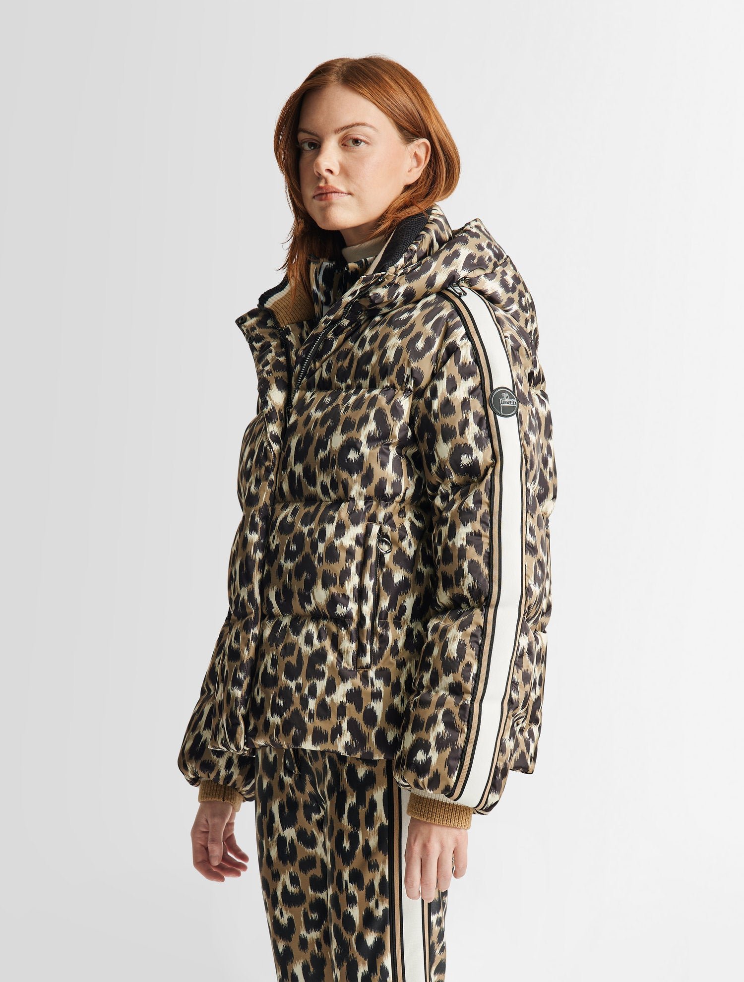 Doudoune ada leopard col capuche coupe oversize FUSALP Beige