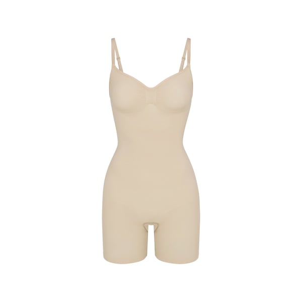 Body shorty uni à bretelles réglables Body shorty uni à bretelles réglables