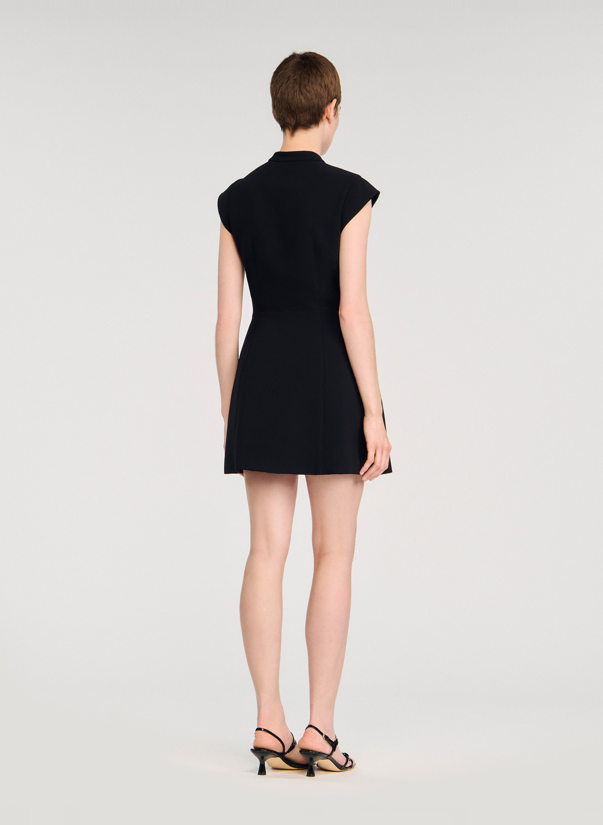 Robe courte cintrée unie SANDRO Noir