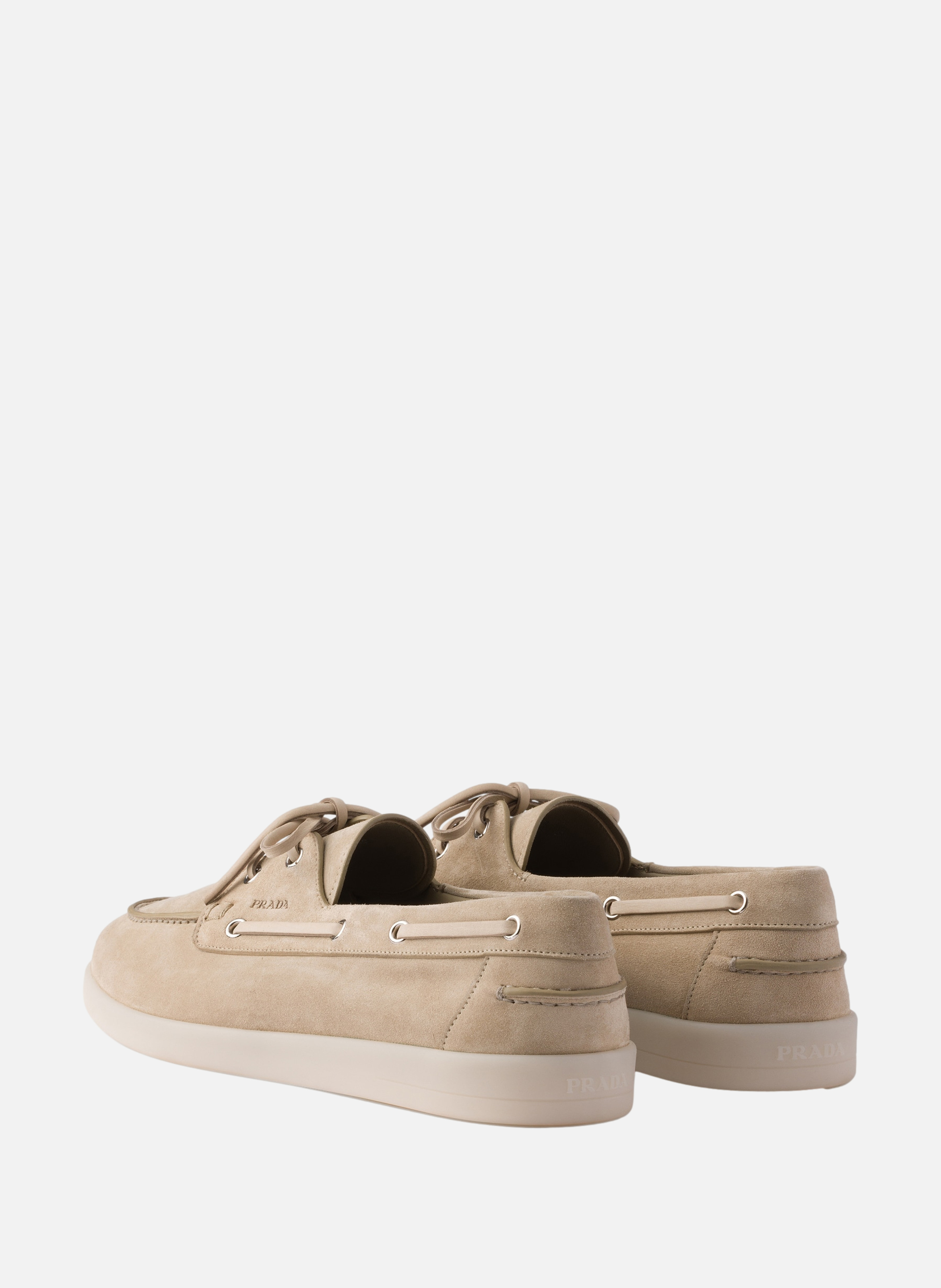 Souliers bateau en veau velours avec lacets PRADA Beige