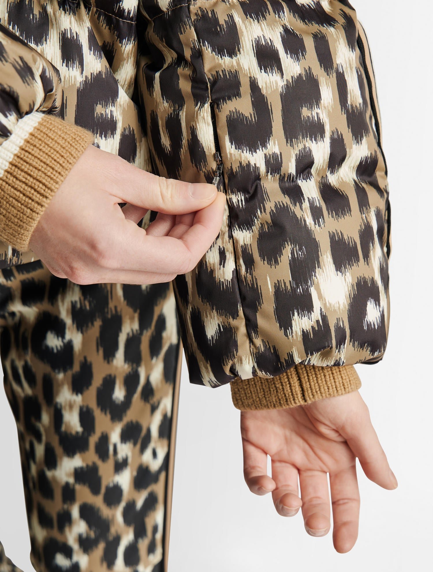 Doudoune ada leopard col capuche coupe oversize FUSALP Beige