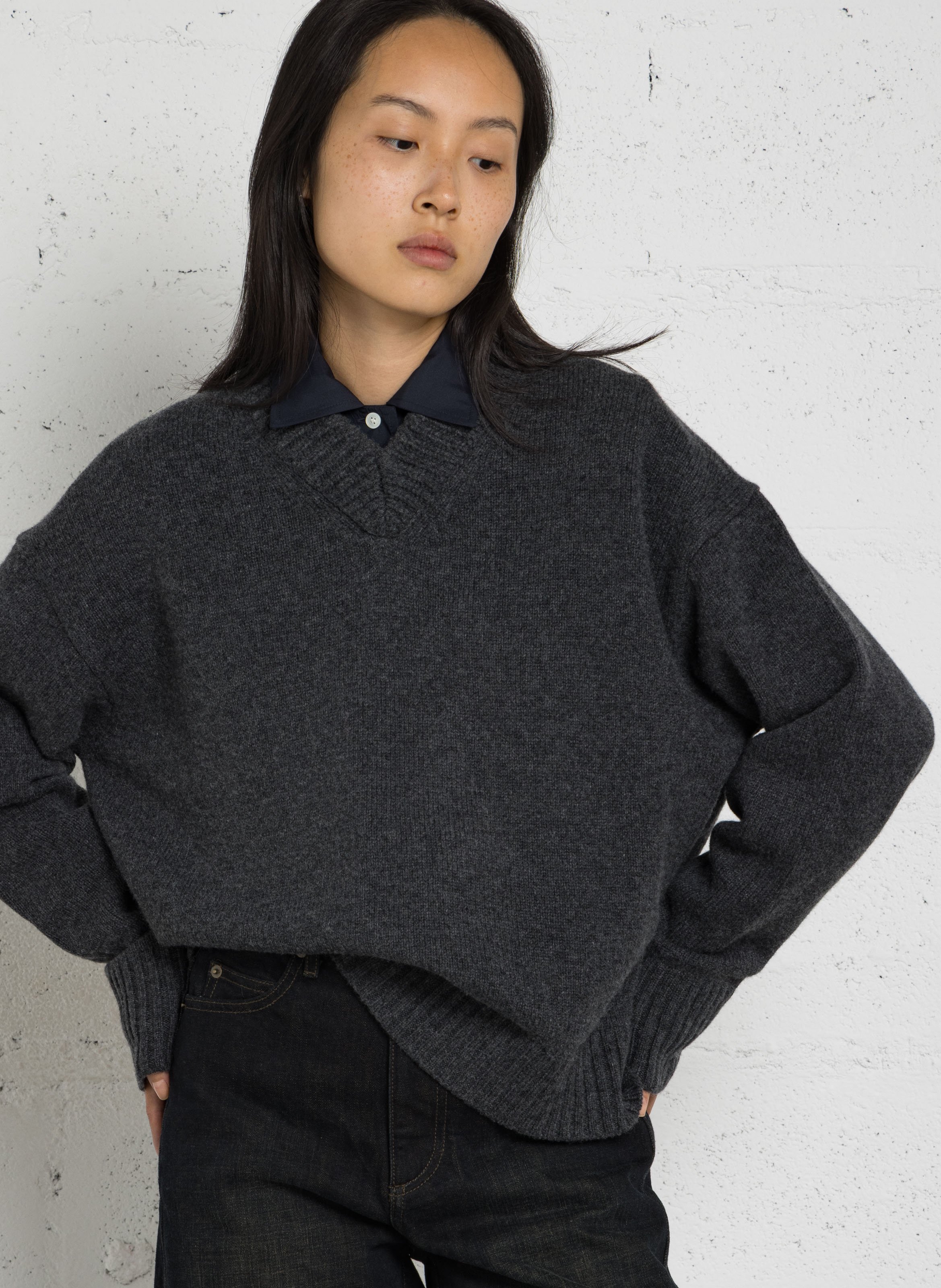 Pull oversize col v en laine julie SOEUR Gris