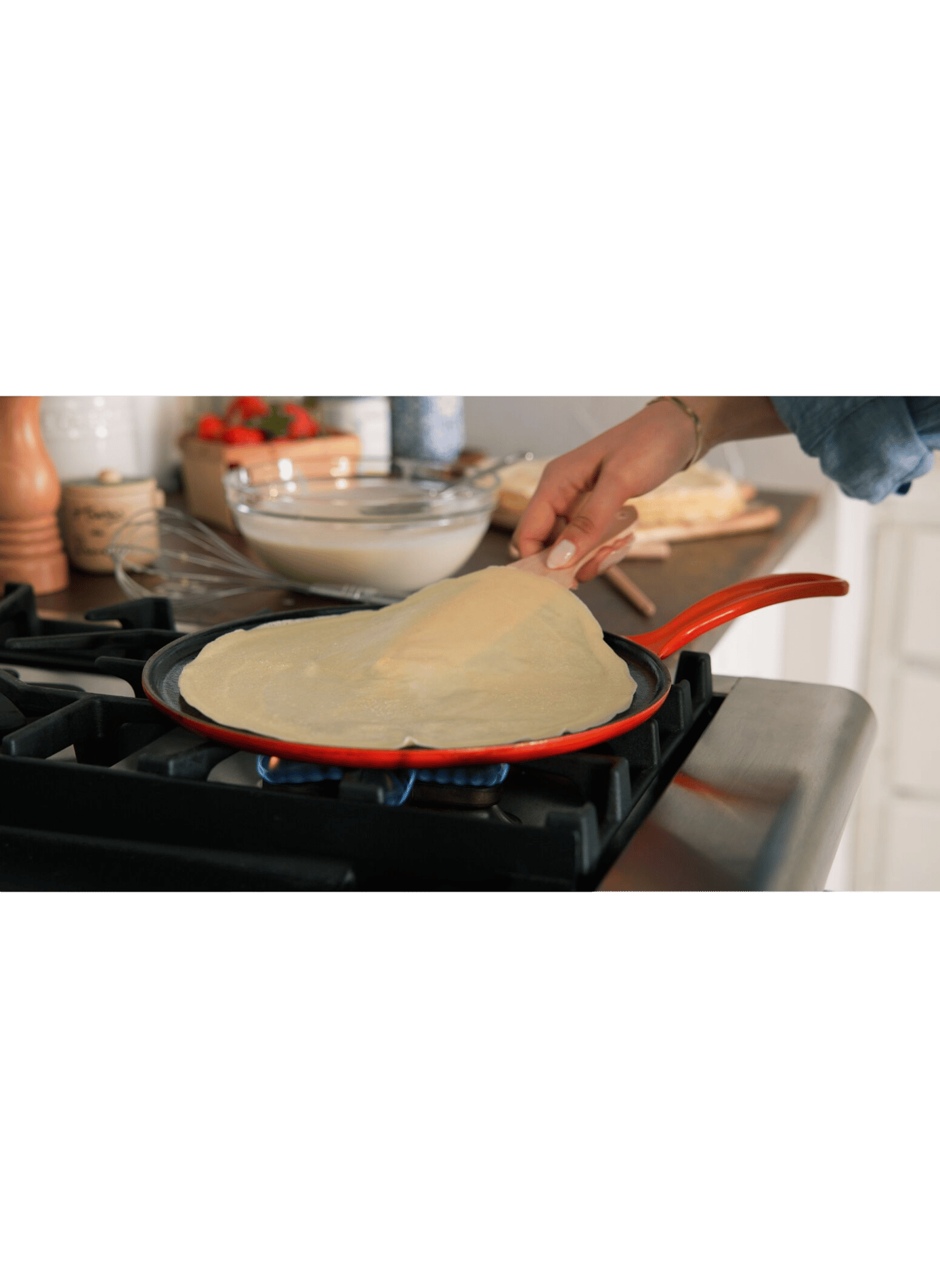 Small enameled cast iron crepe maker LE CREUSET Red