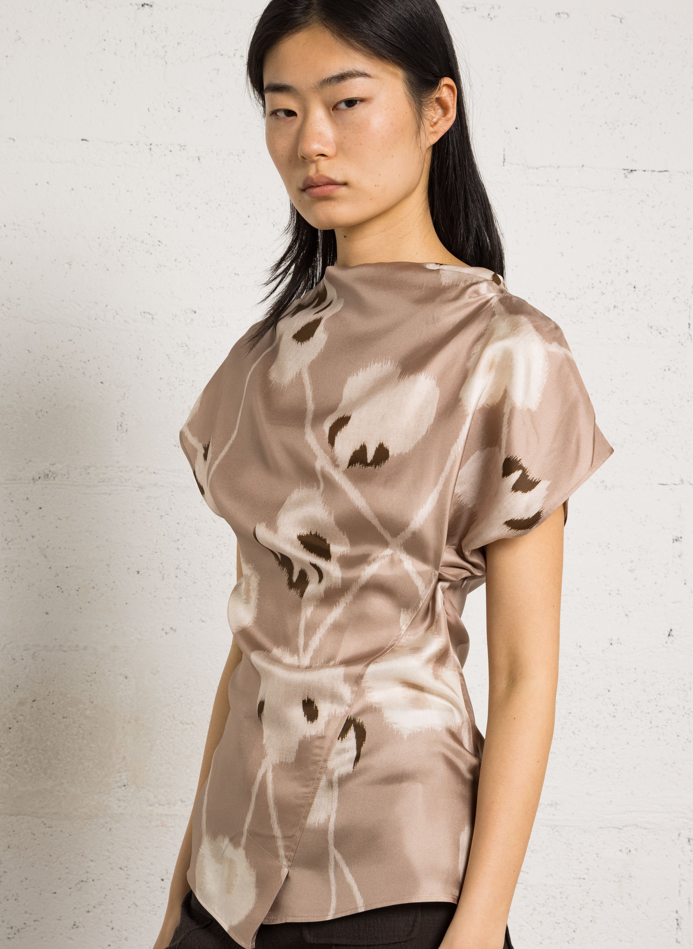 Top ajusté en soie fedora SOEUR Beige