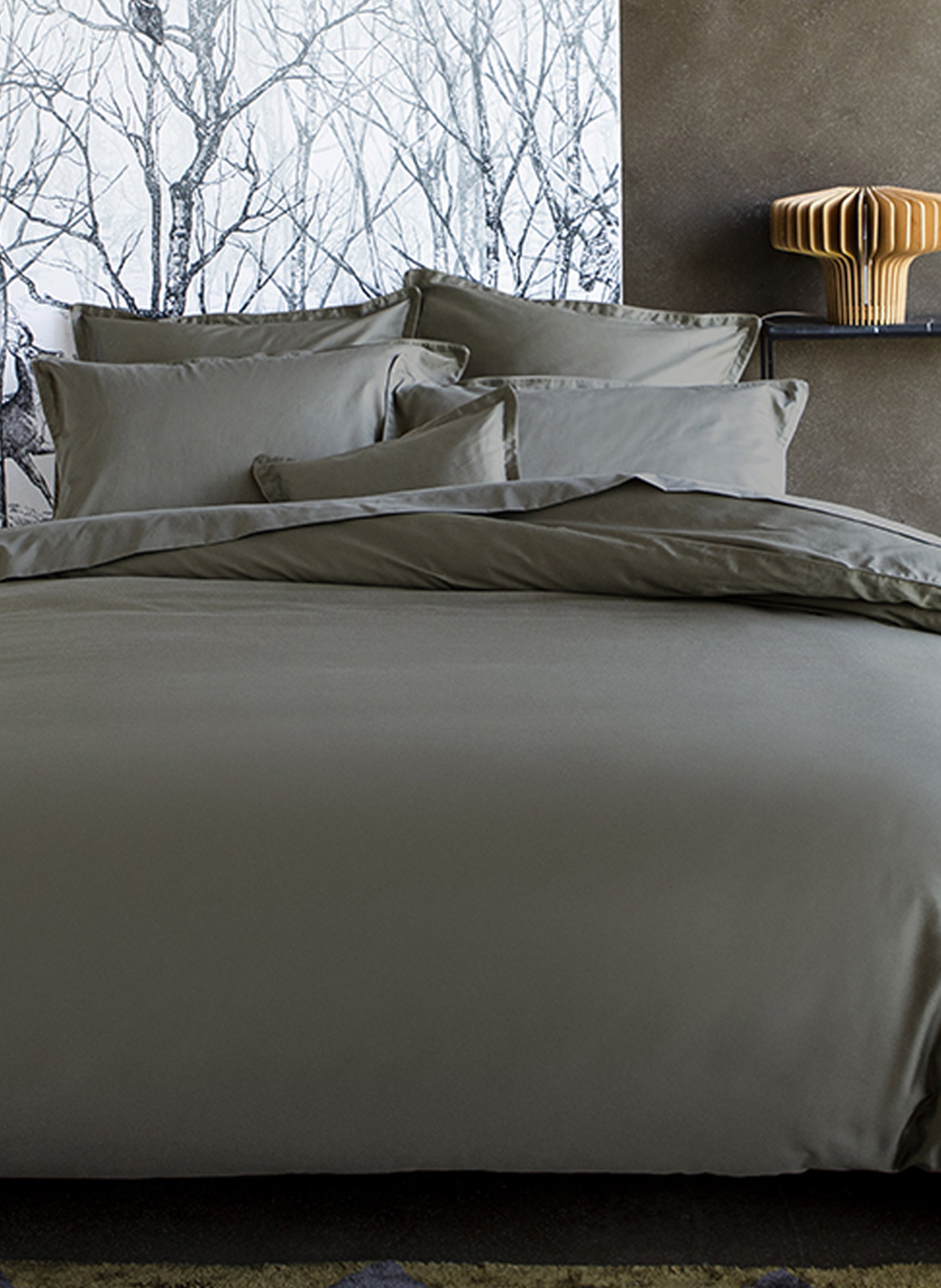 Housse de couette unie en satin de coton bio, teophile  Vert kaki