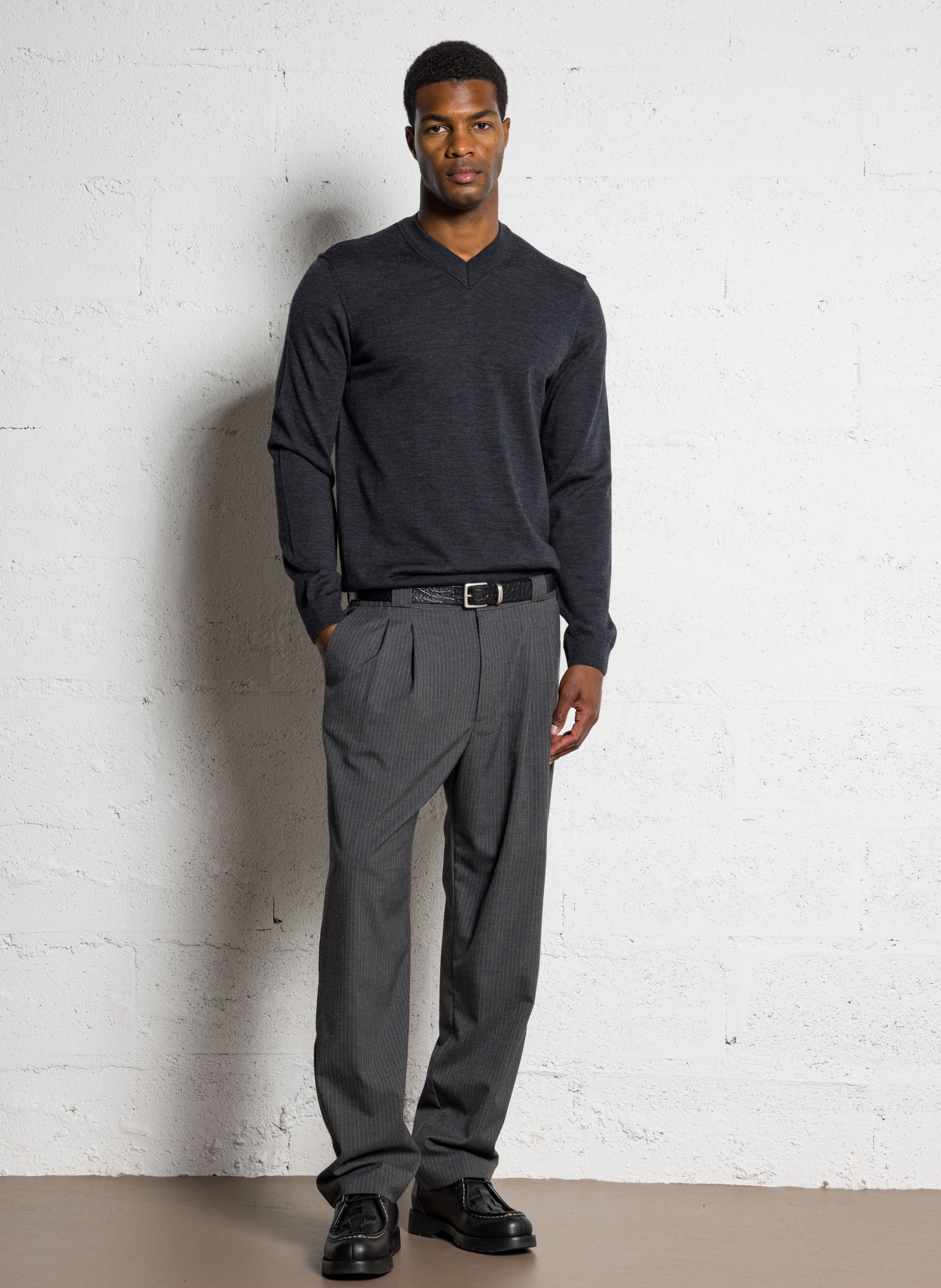 Pull col v en laine IKKS Gris