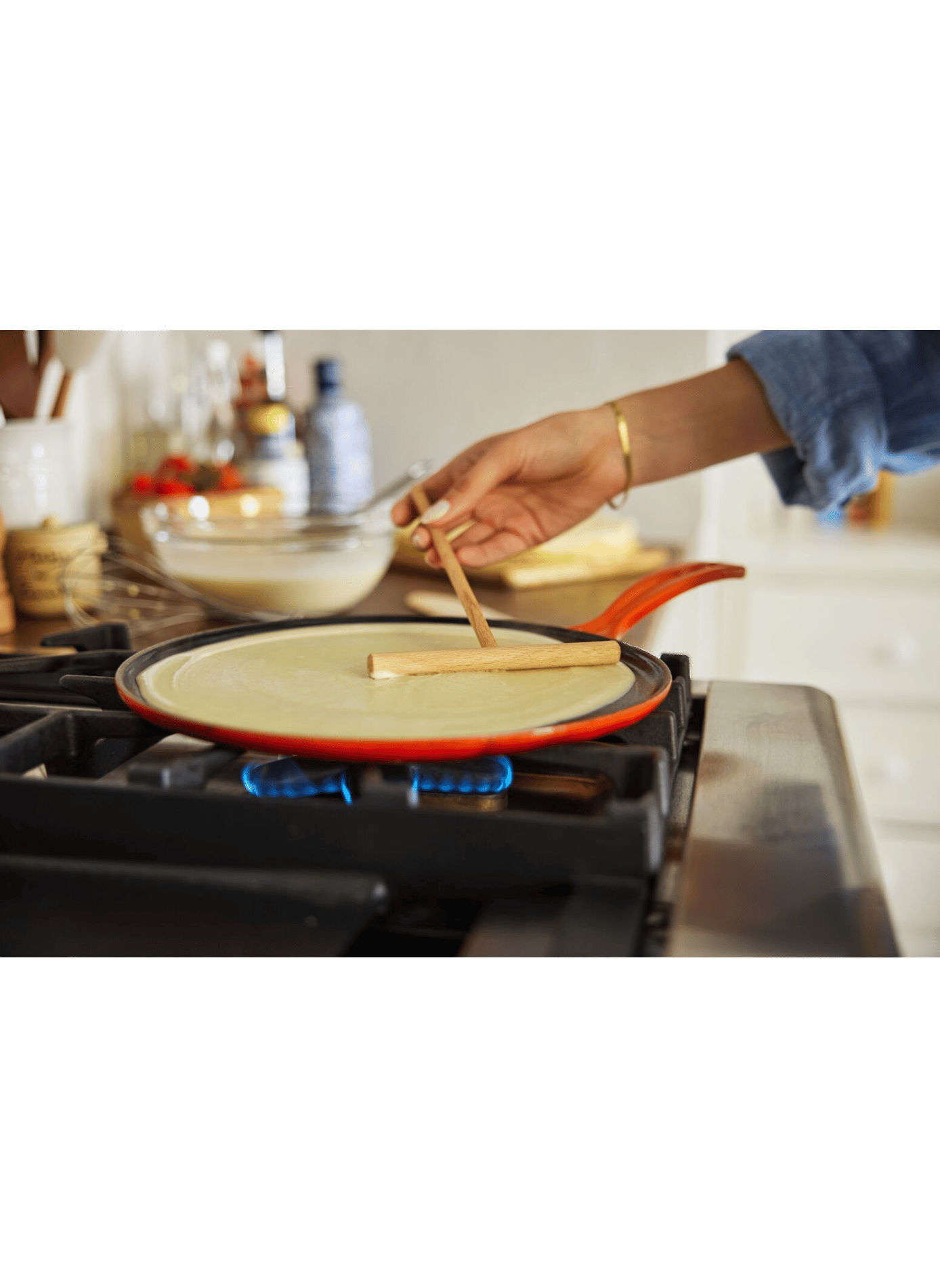 Small enameled cast iron crepe maker LE CREUSET Red