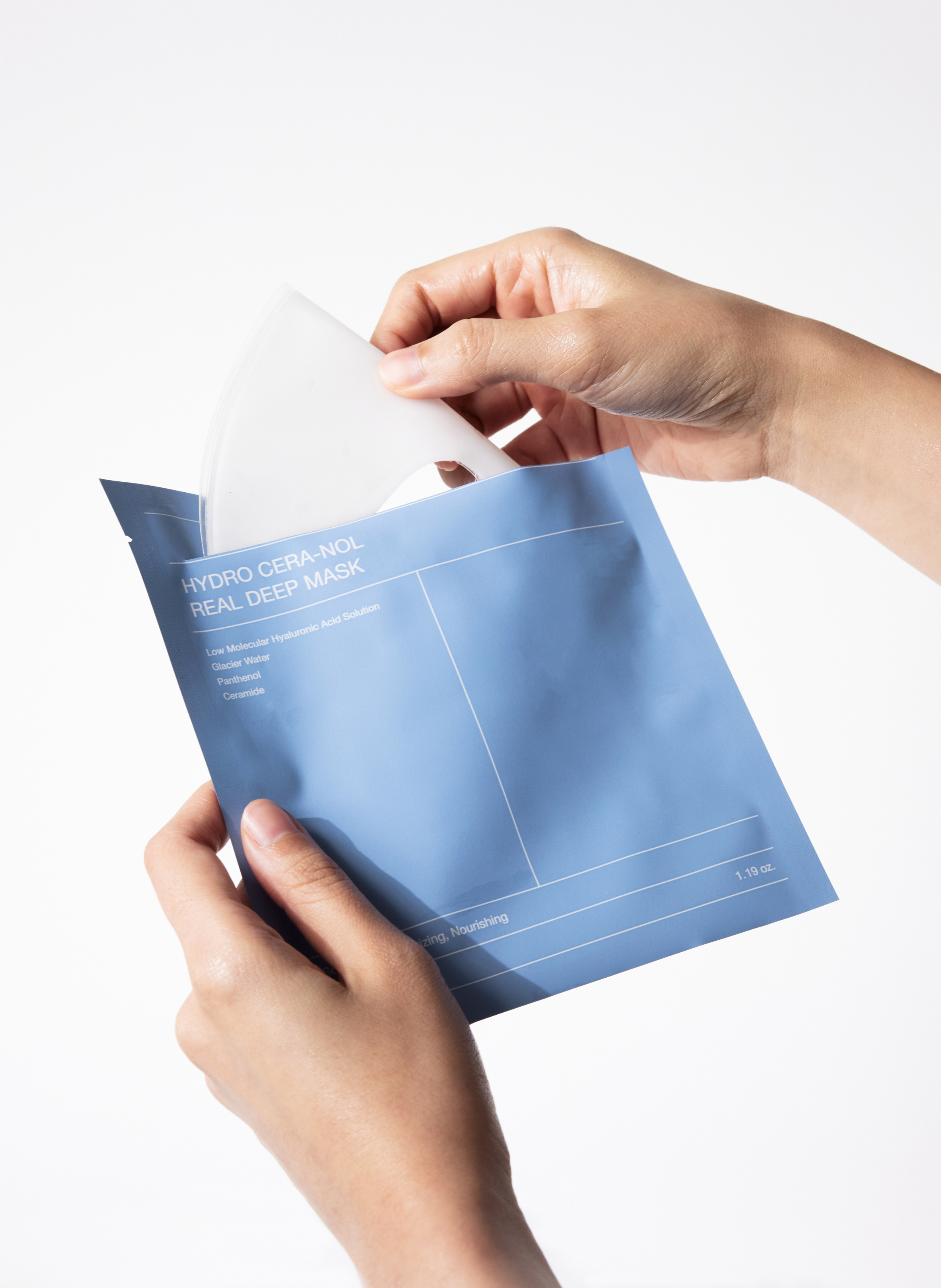 Intensief hydraterend masker met hyaluronzuur en ceramiden BIODANCE No color