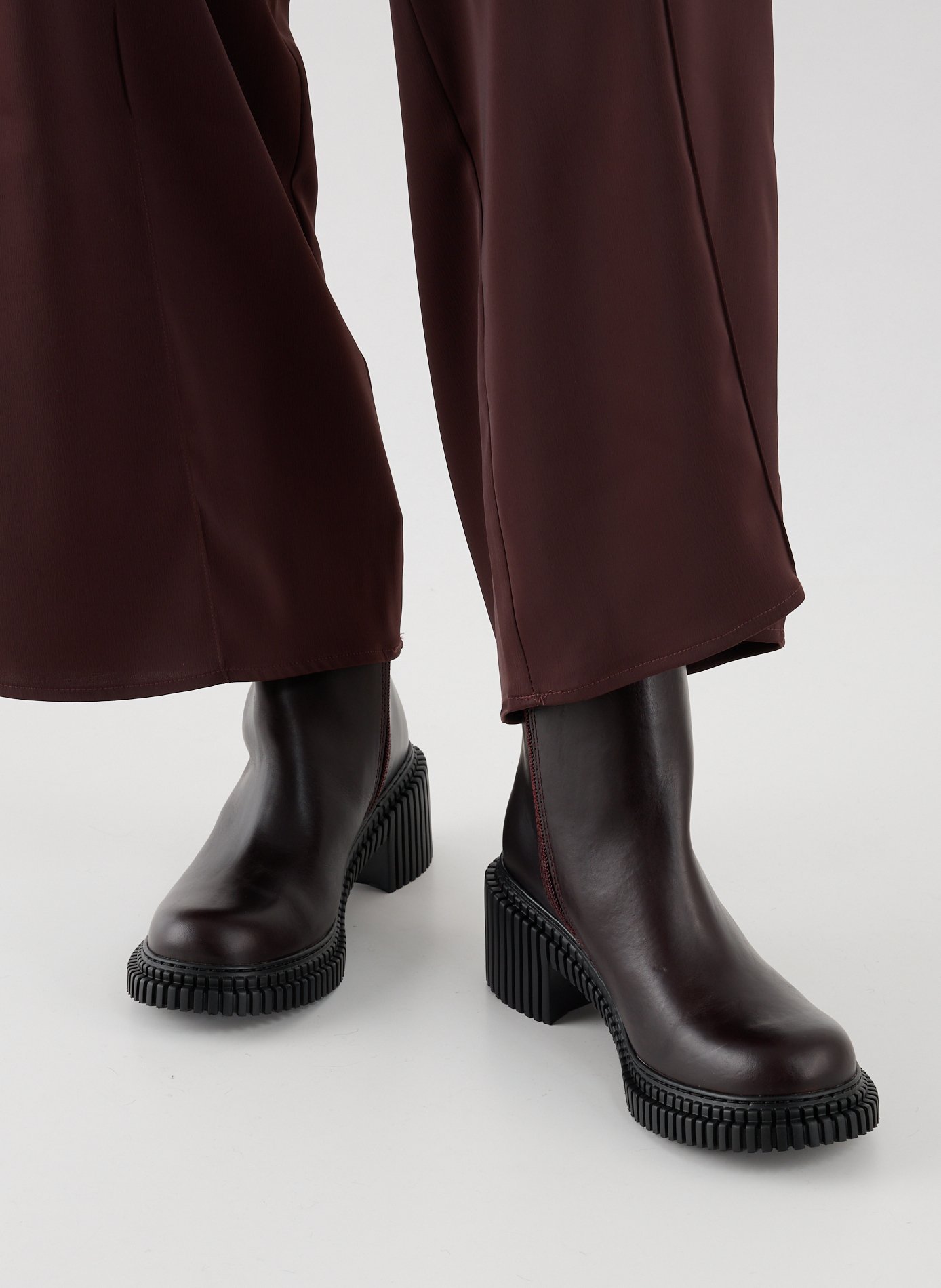 Grooved leather ankle boots CAMPER Red