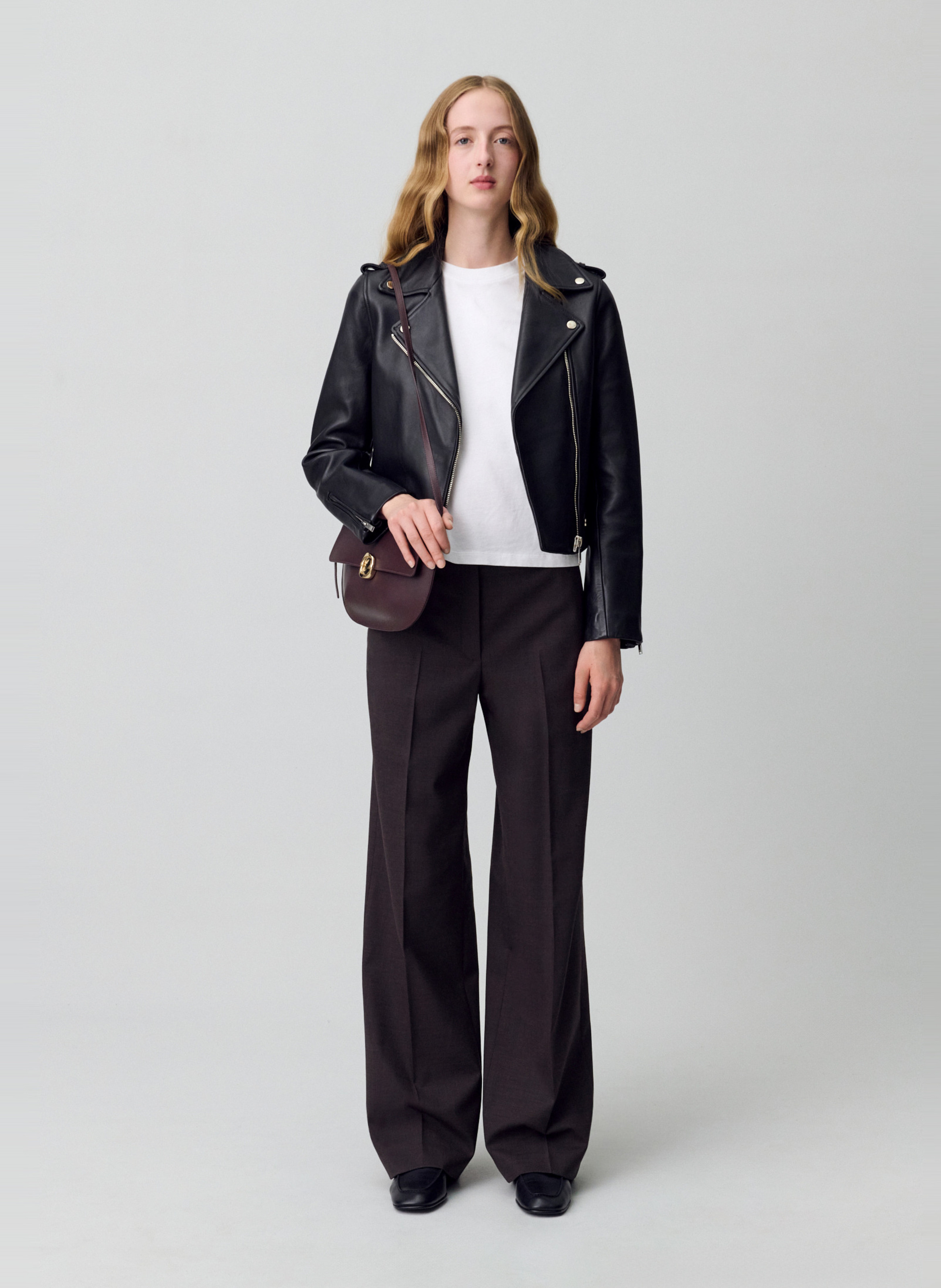 Blouson court en cuir Noir