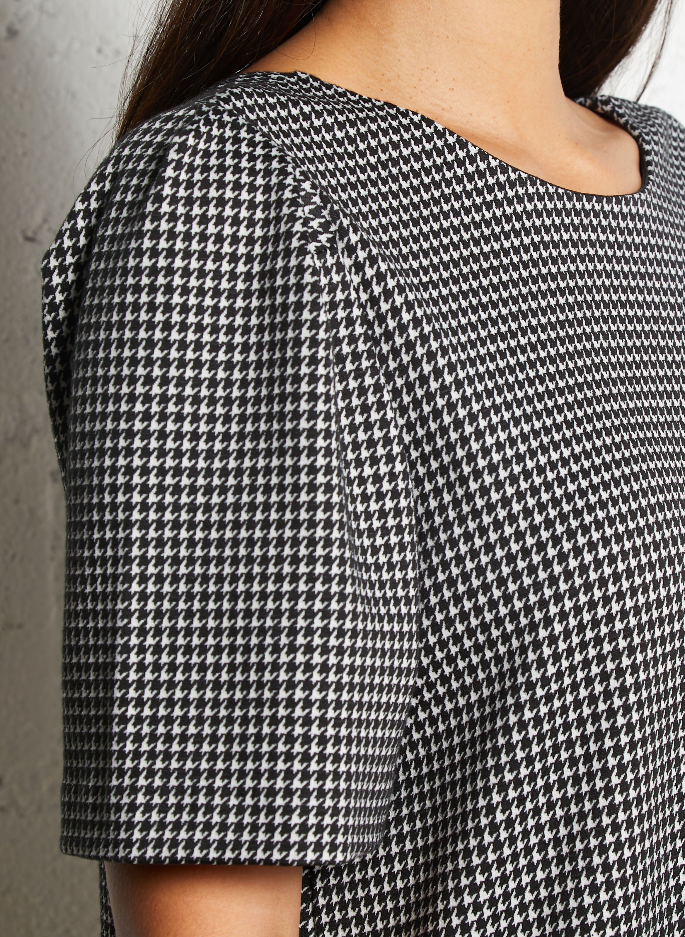 Robe courte col v IKKS Noir