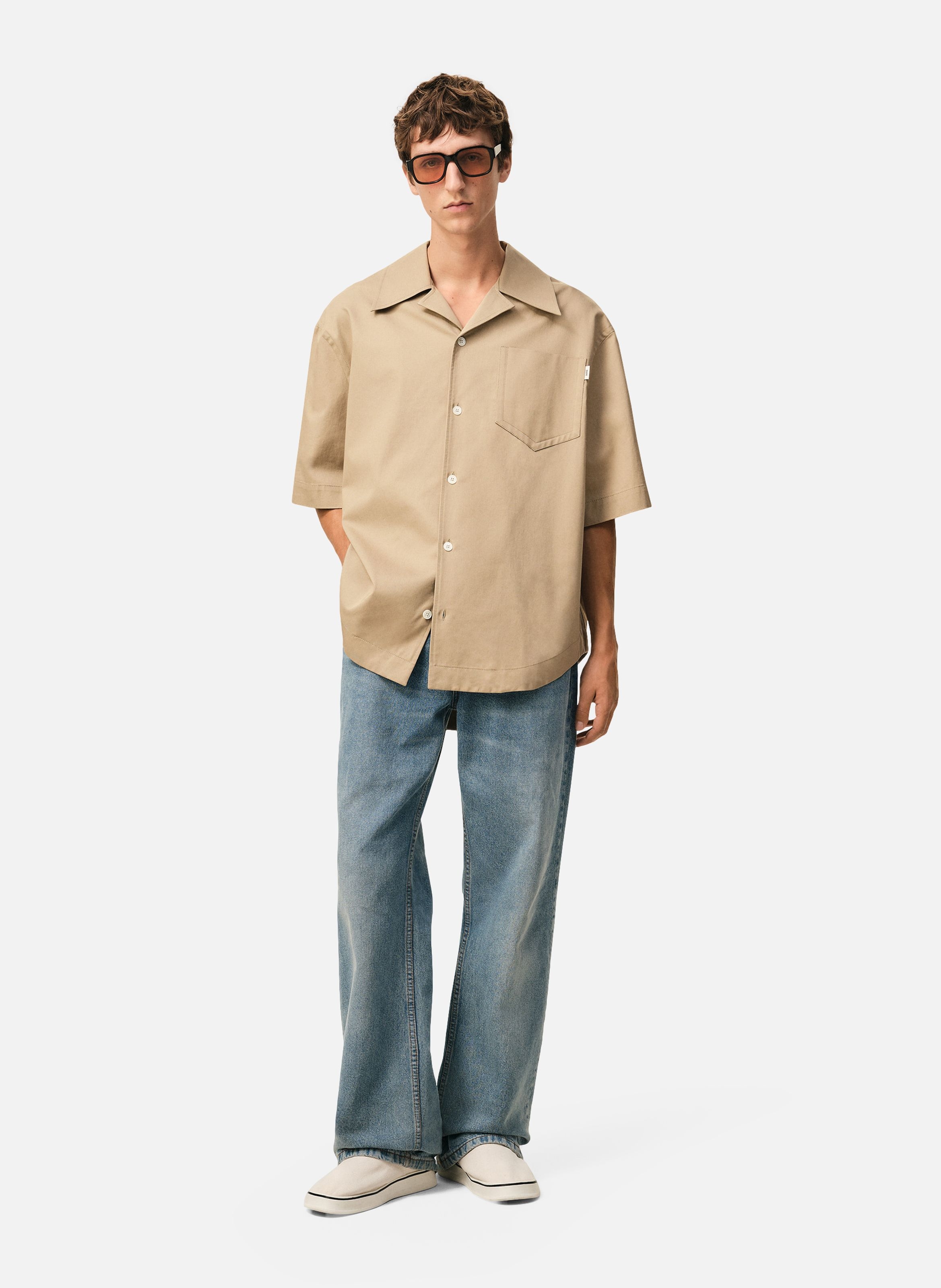 Chemise large manches courtes col requin unisexe en coton AMI PARIS Beige