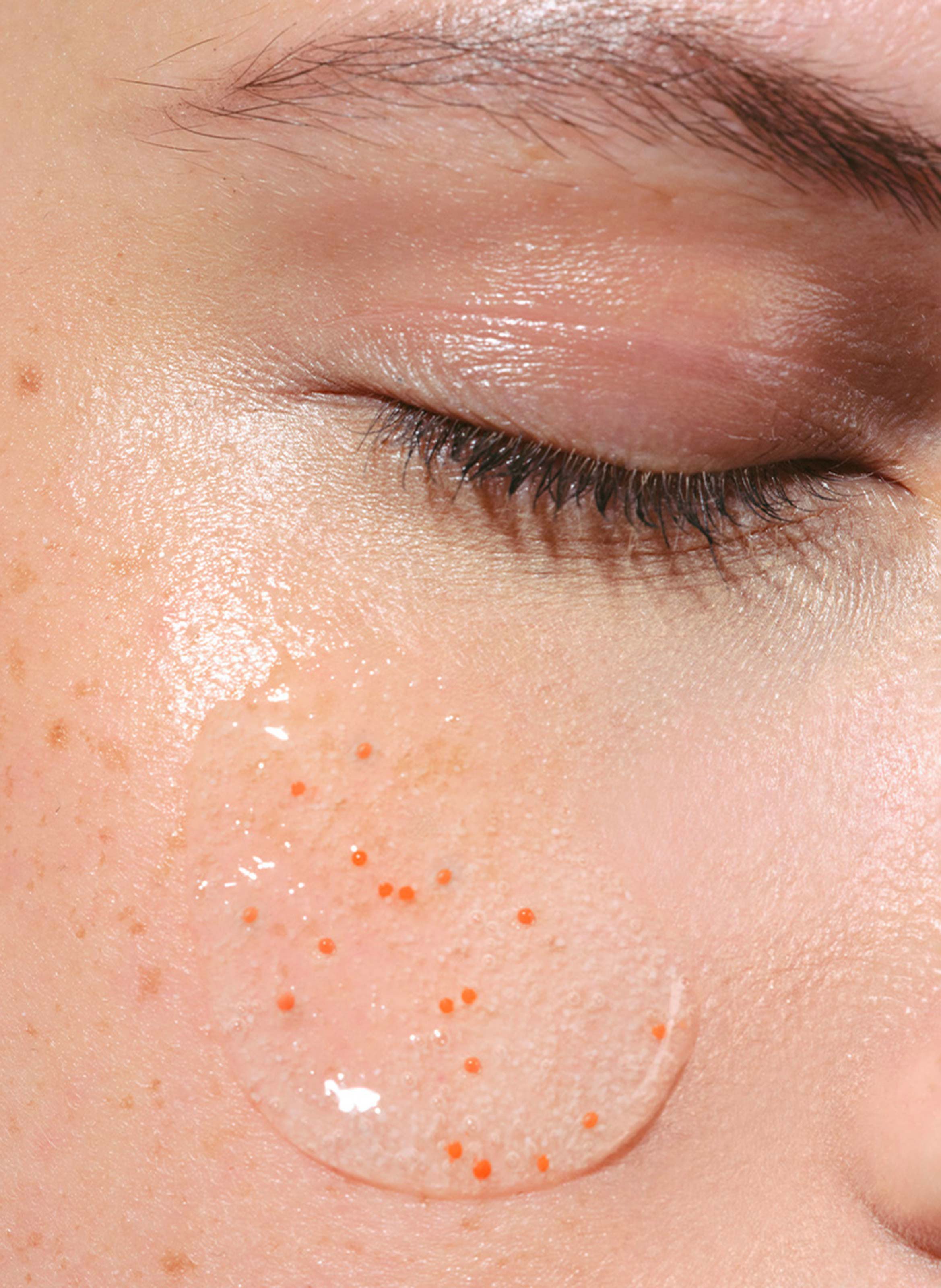 One-Step Gentle Exfoliating Cleanser - All skin types CLARINS No color