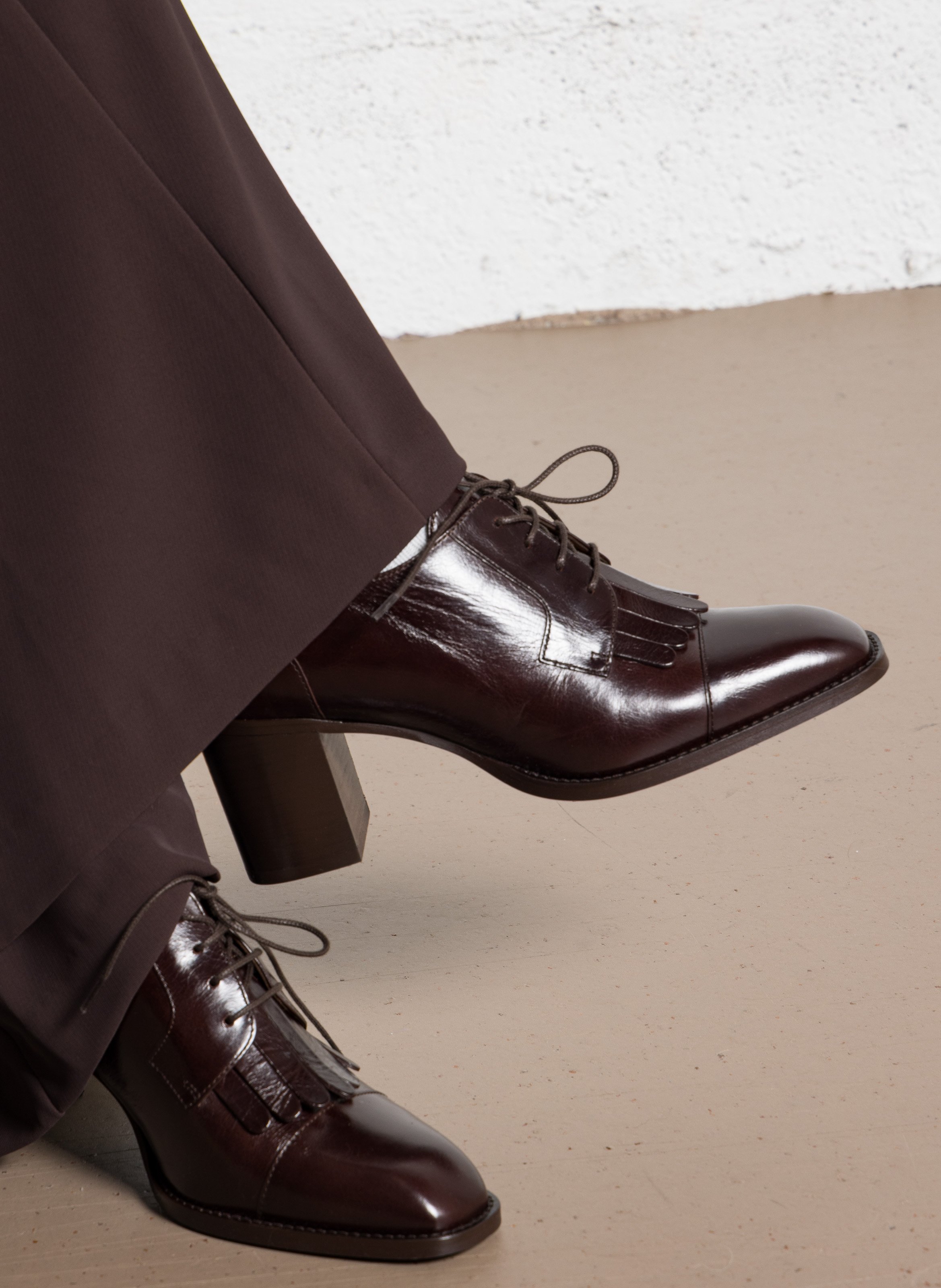 Mocassins vernis à talons en cuir viva MAISON 123 Marron