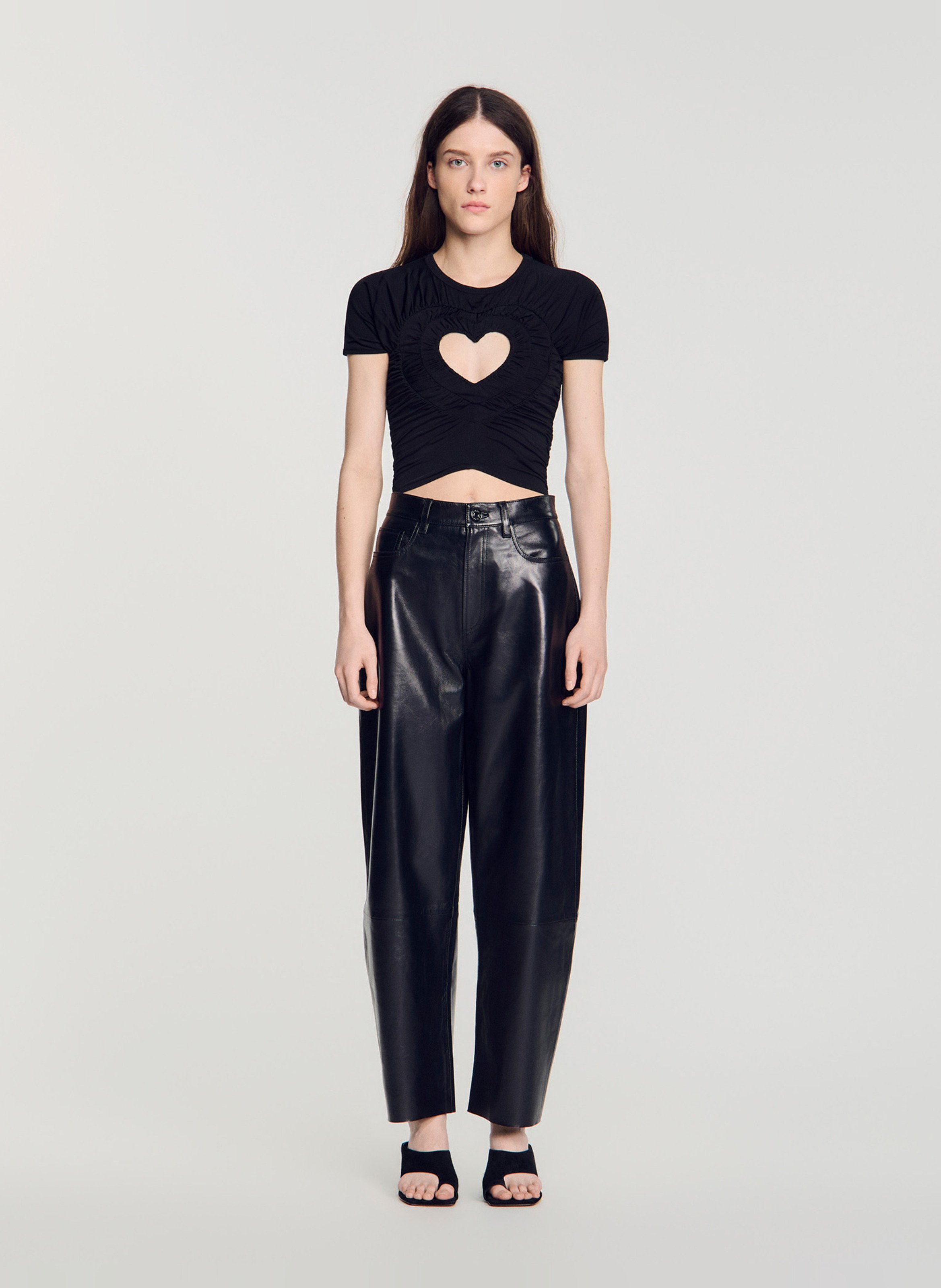 T-shirt court froncé coeur SANDRO Noir