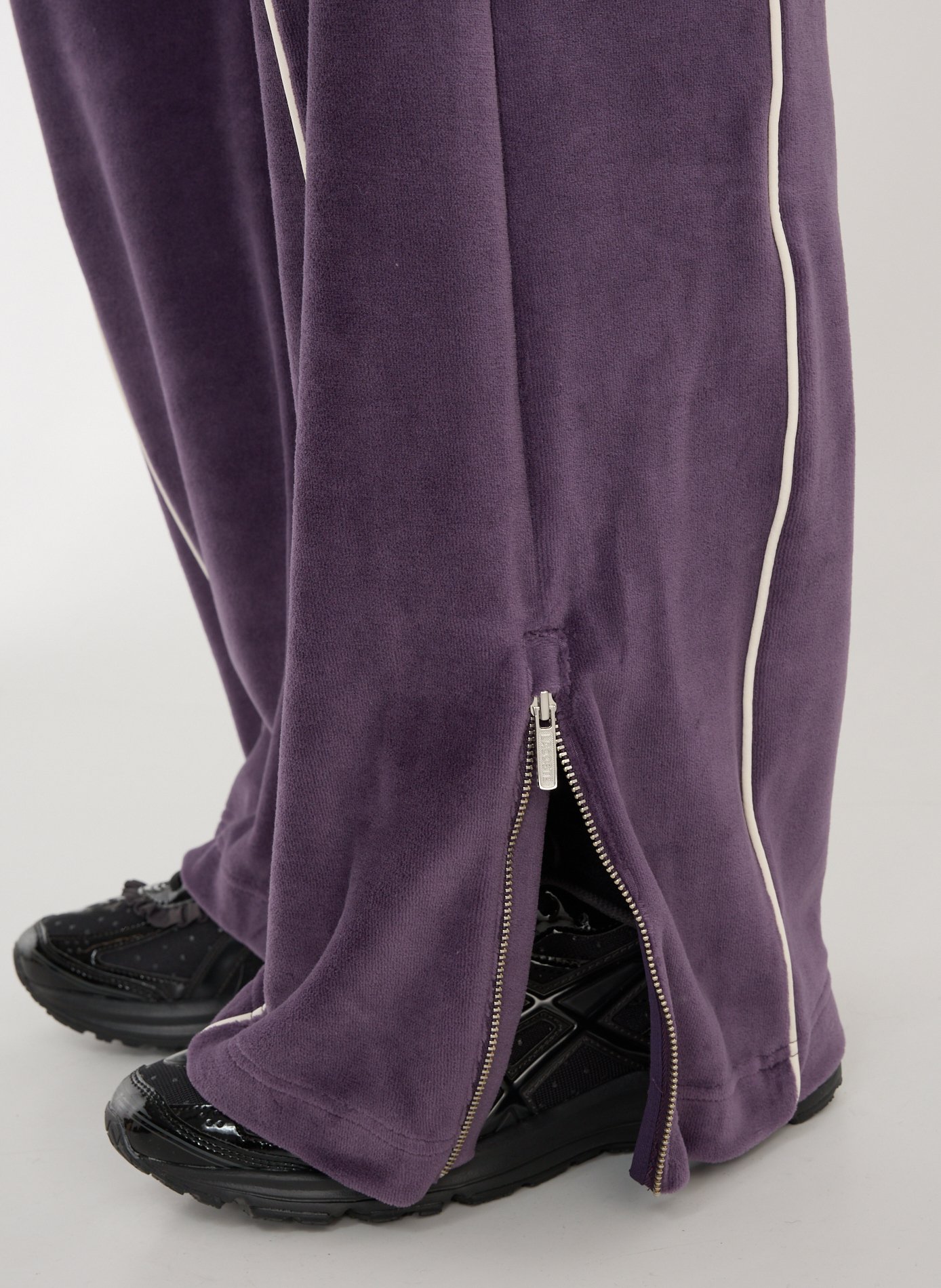 Pantalon de survêtement en velours de coton mélangé LACOSTE Violet