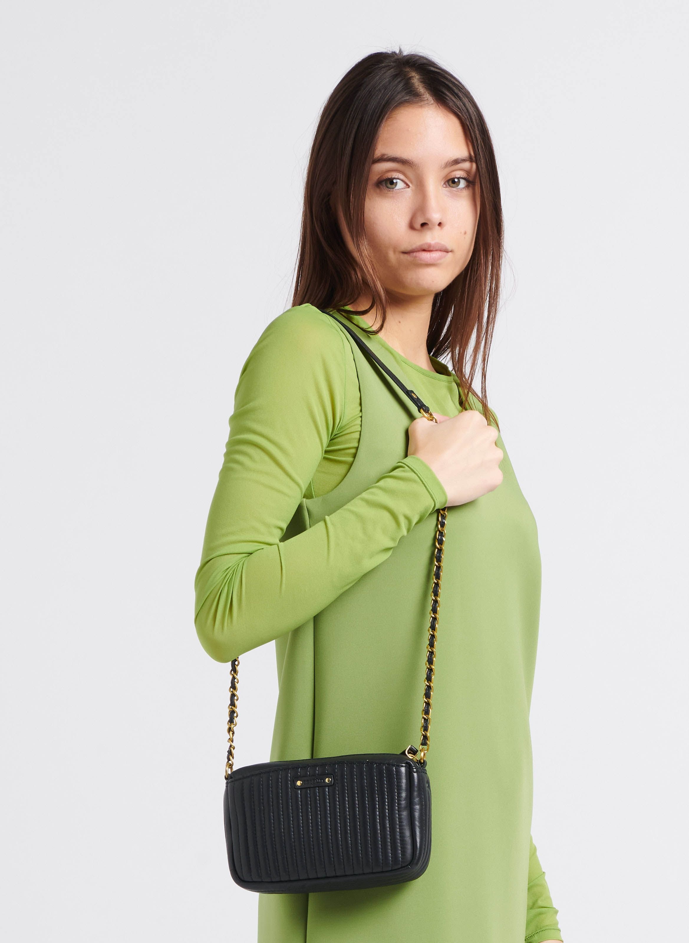 Sac bandoulière en cuir de chèvre divinou SESSUN Noir