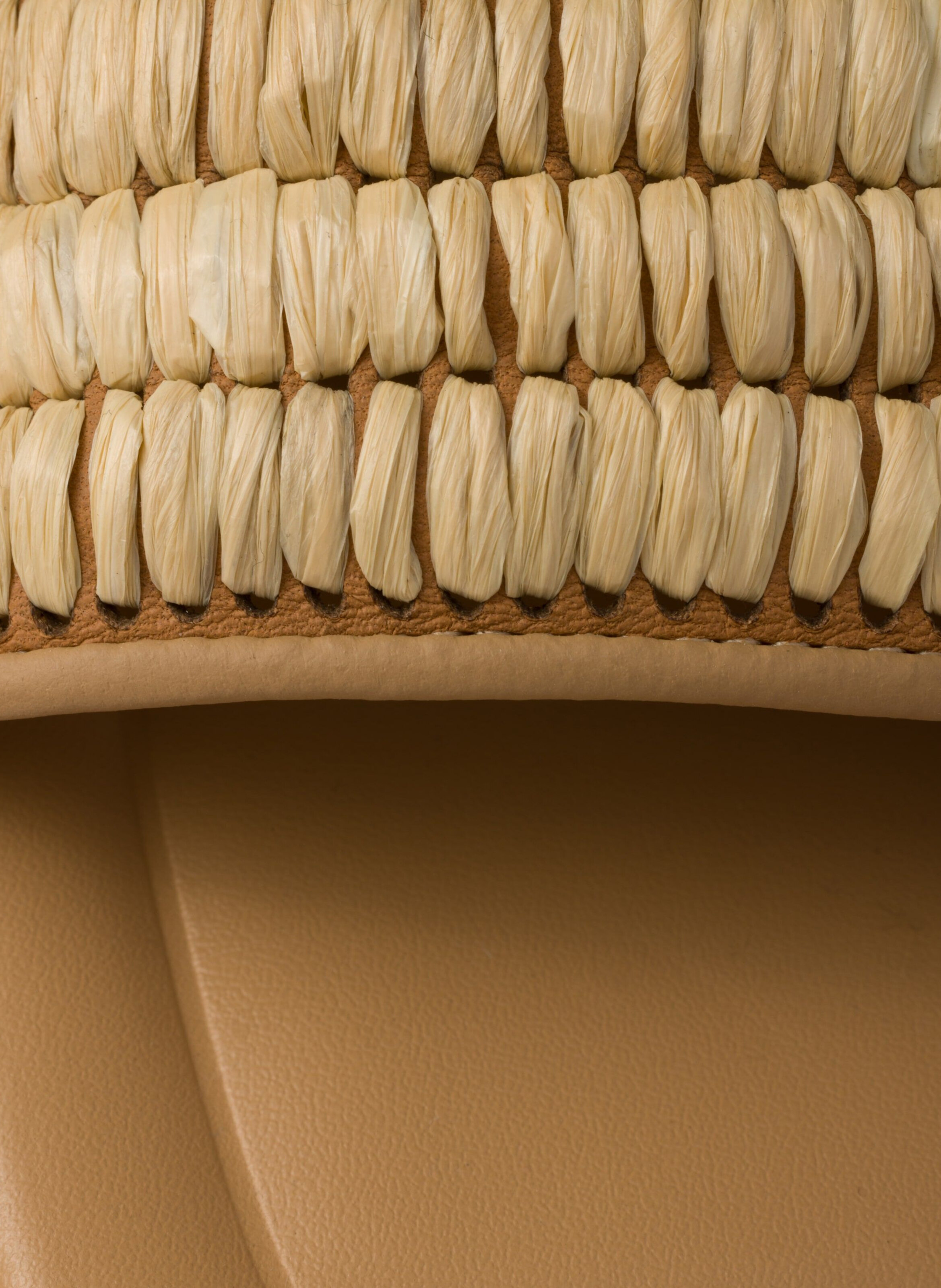 Mules en cuir avec détails en crochet PRADA Beige