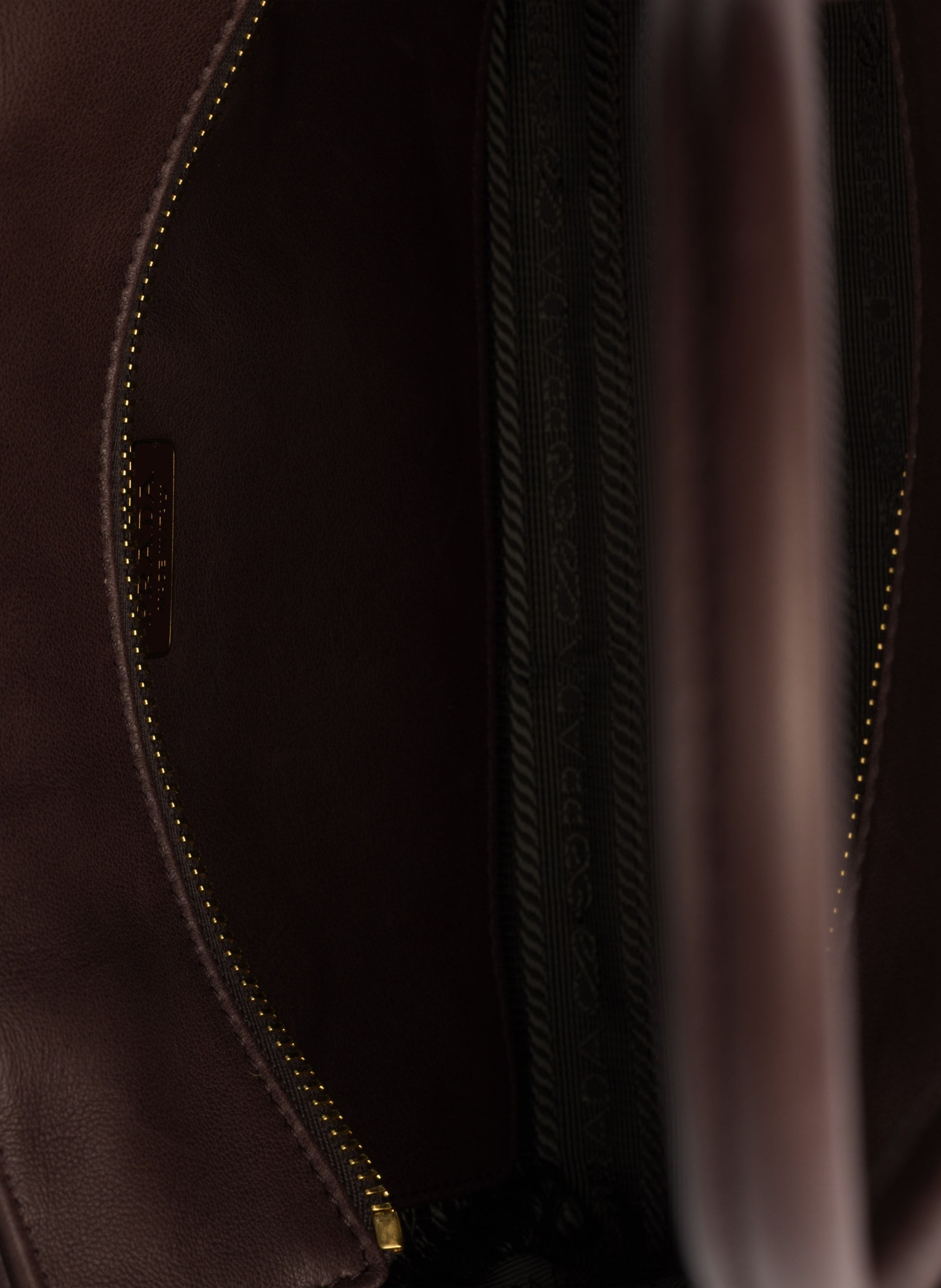 Sac cabas prada explore en cuir nappa PRADA Marron