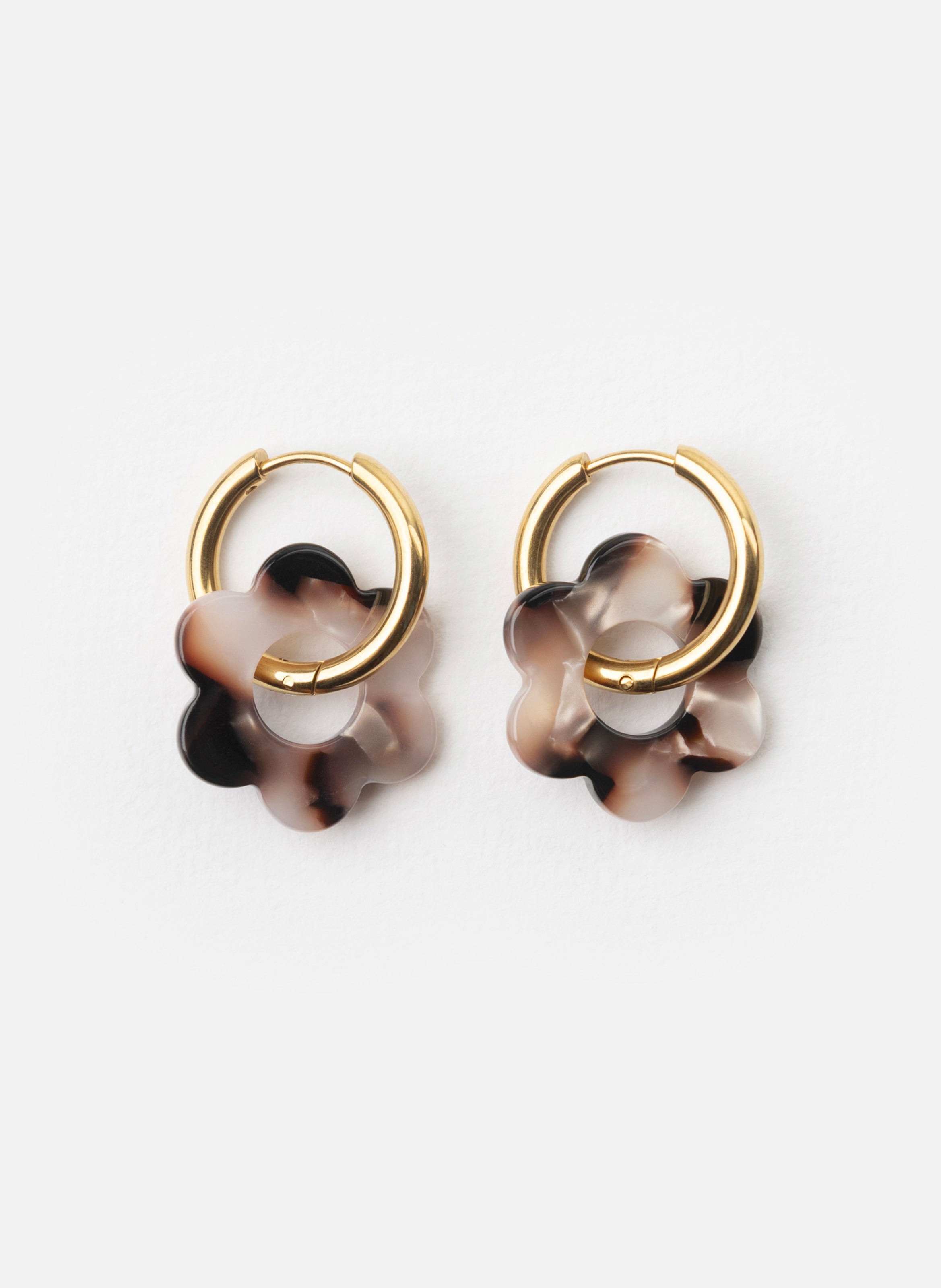 Boucles d'oreilles baby fleurette avec anneaux en acier inoxydable doré KURAGE GINZA Marron