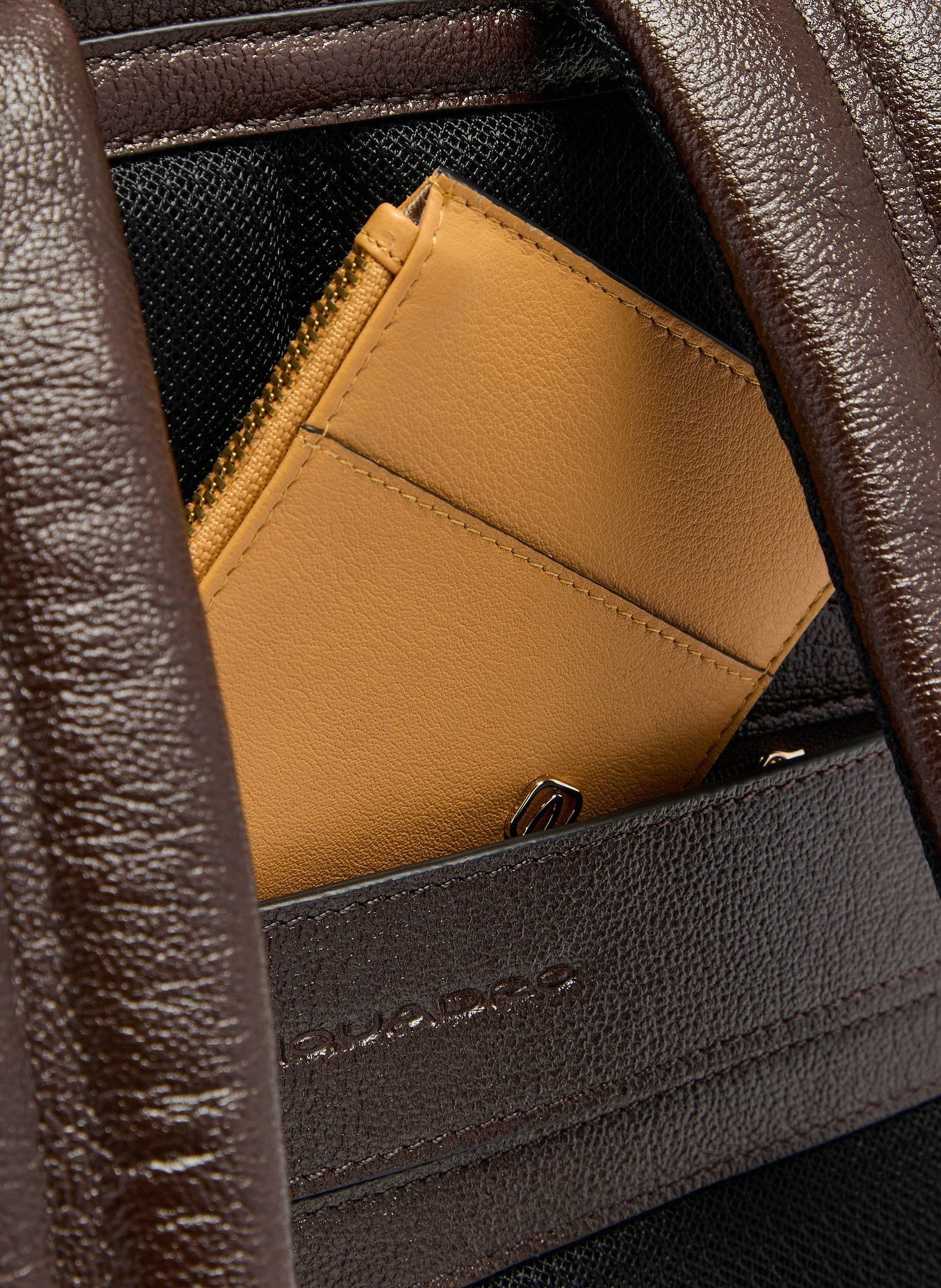 Sac à dos femme pour ordinateur 15,6" PIQUADRO Marron