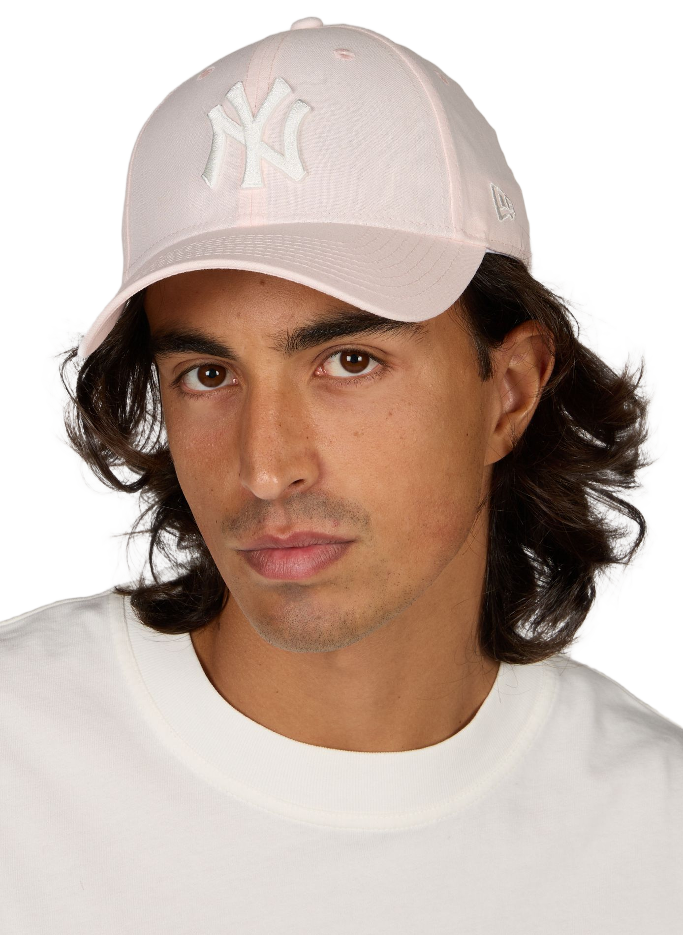 Baseball Cap with embroidered logo NEW ERA Pink