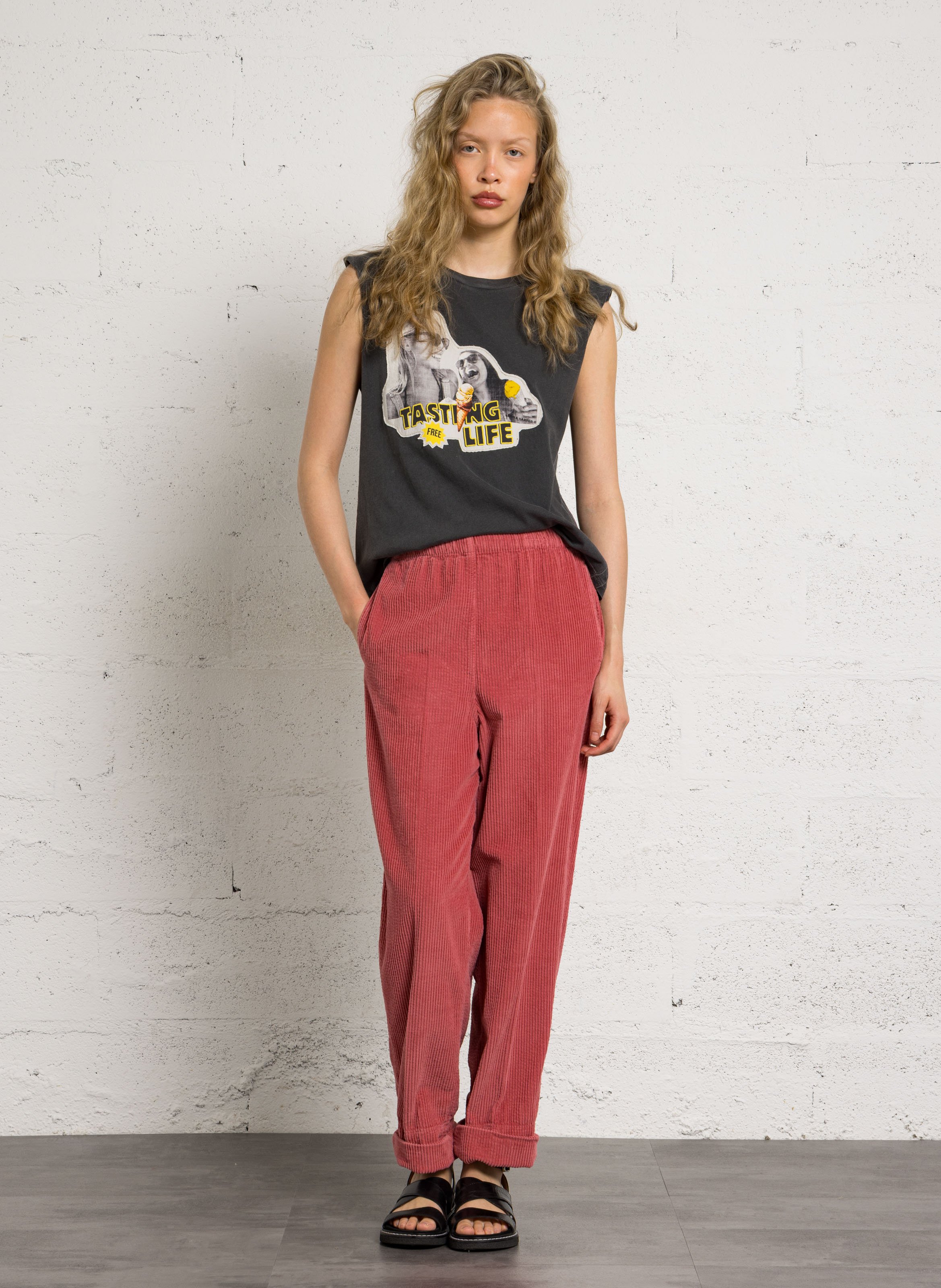 Pantalon large taille haute en velours côtelé padow AMERICAN VINTAGE Rouge